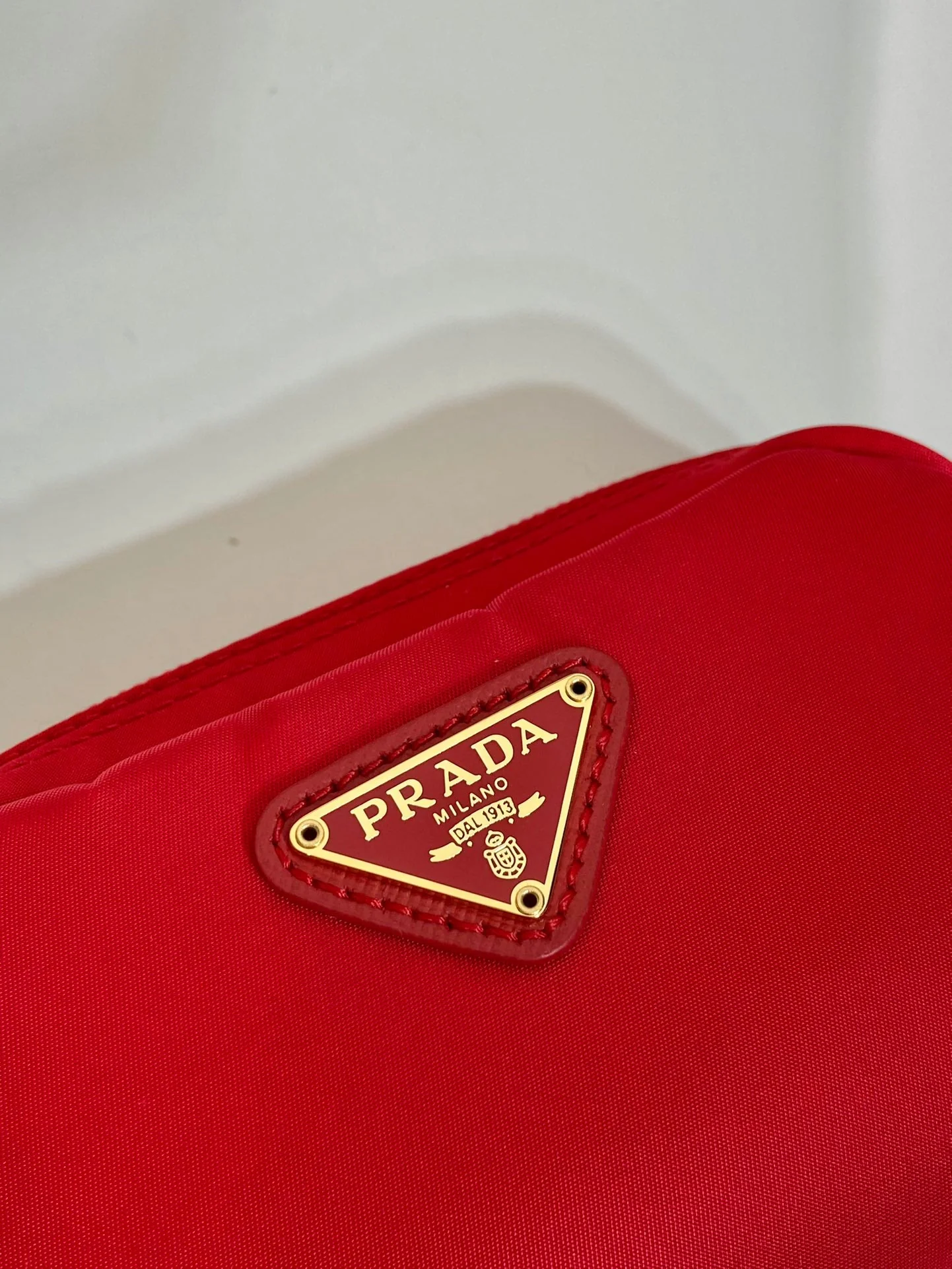 Prada  CLUTCH 12 IN PASSION RED RE-NYLON wallets