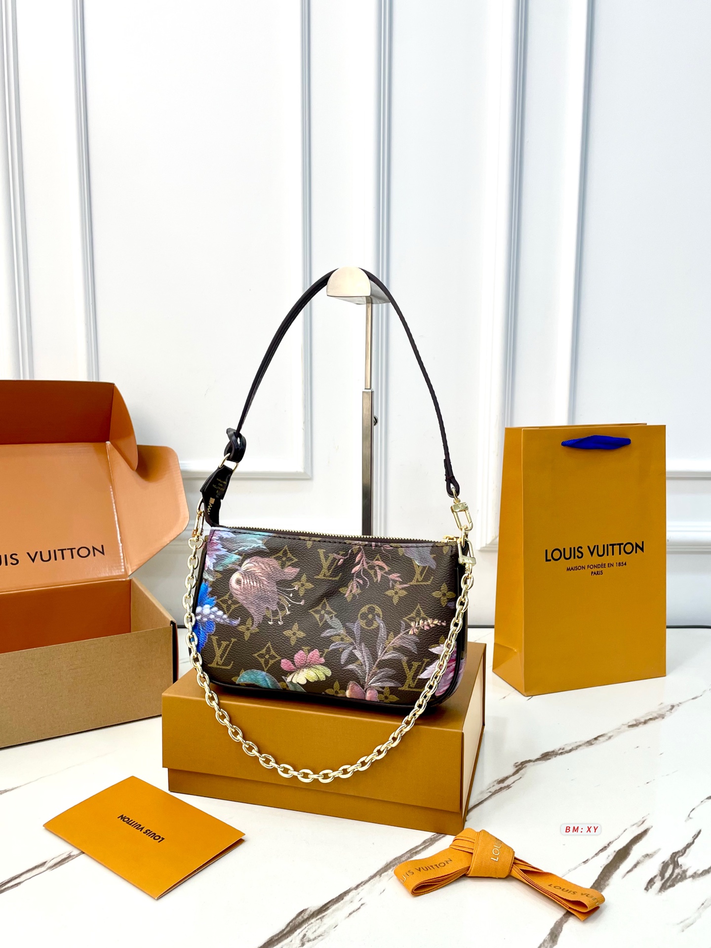 Louis Vuitton LV Graphic Floral Marine Fish Print Monogram Pochette Chain Strap Hobo Shoulder Bag - KAIROO