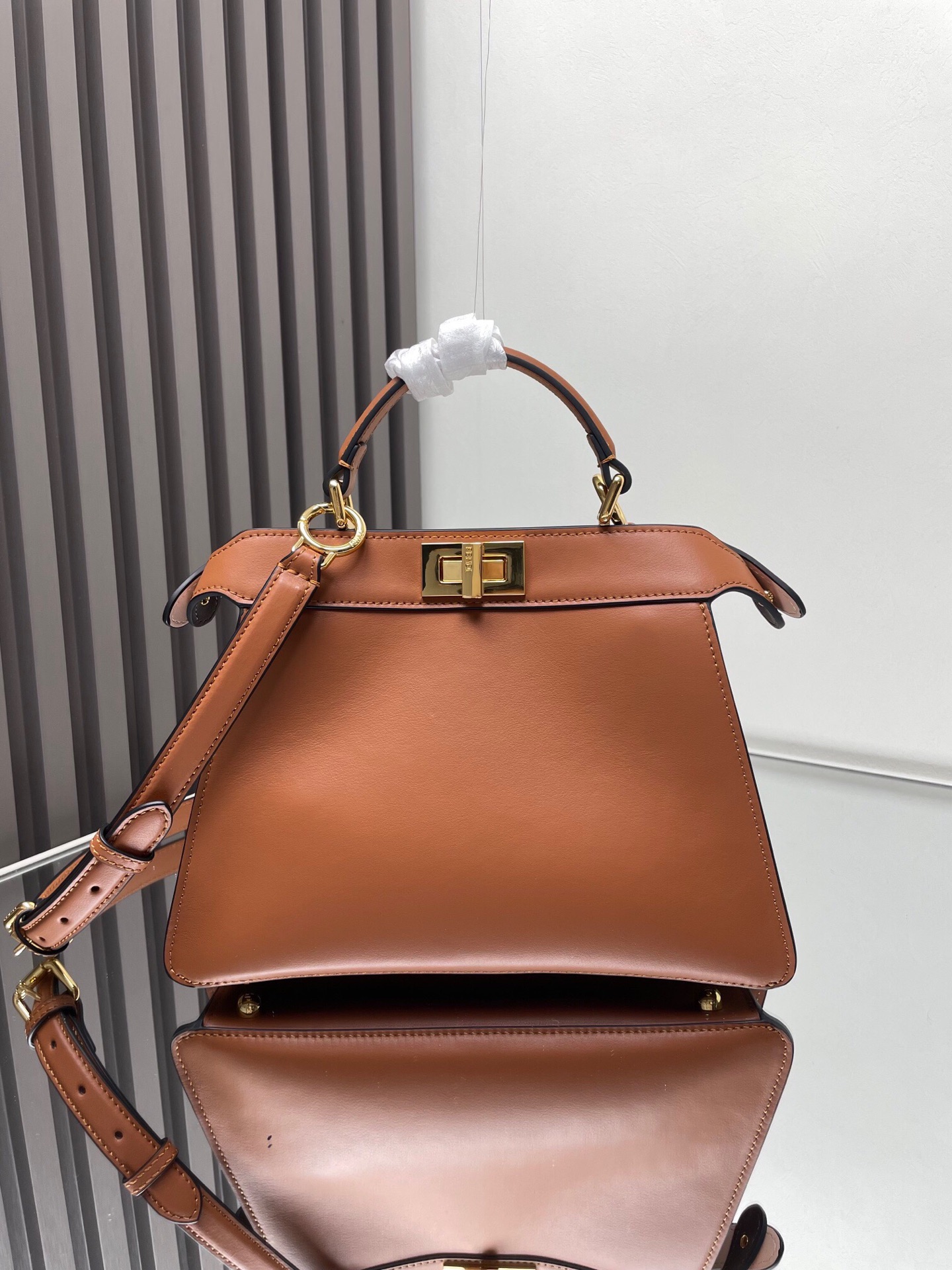 Fendi Iconic Peekaboo ISeeU Medium Leather Bag-Brown