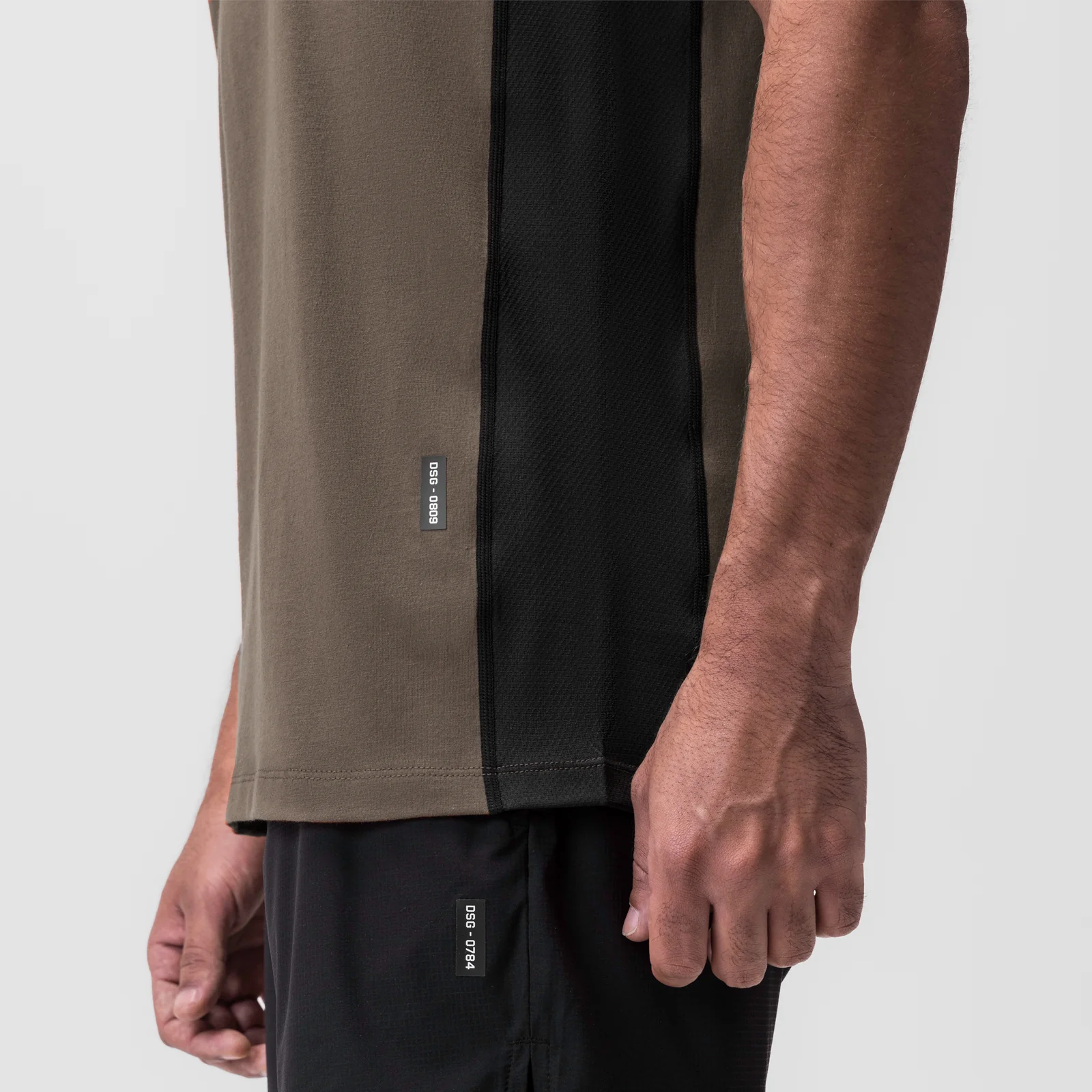 0809. Supima Mesh Panel Training Singlet - Deep Taupe