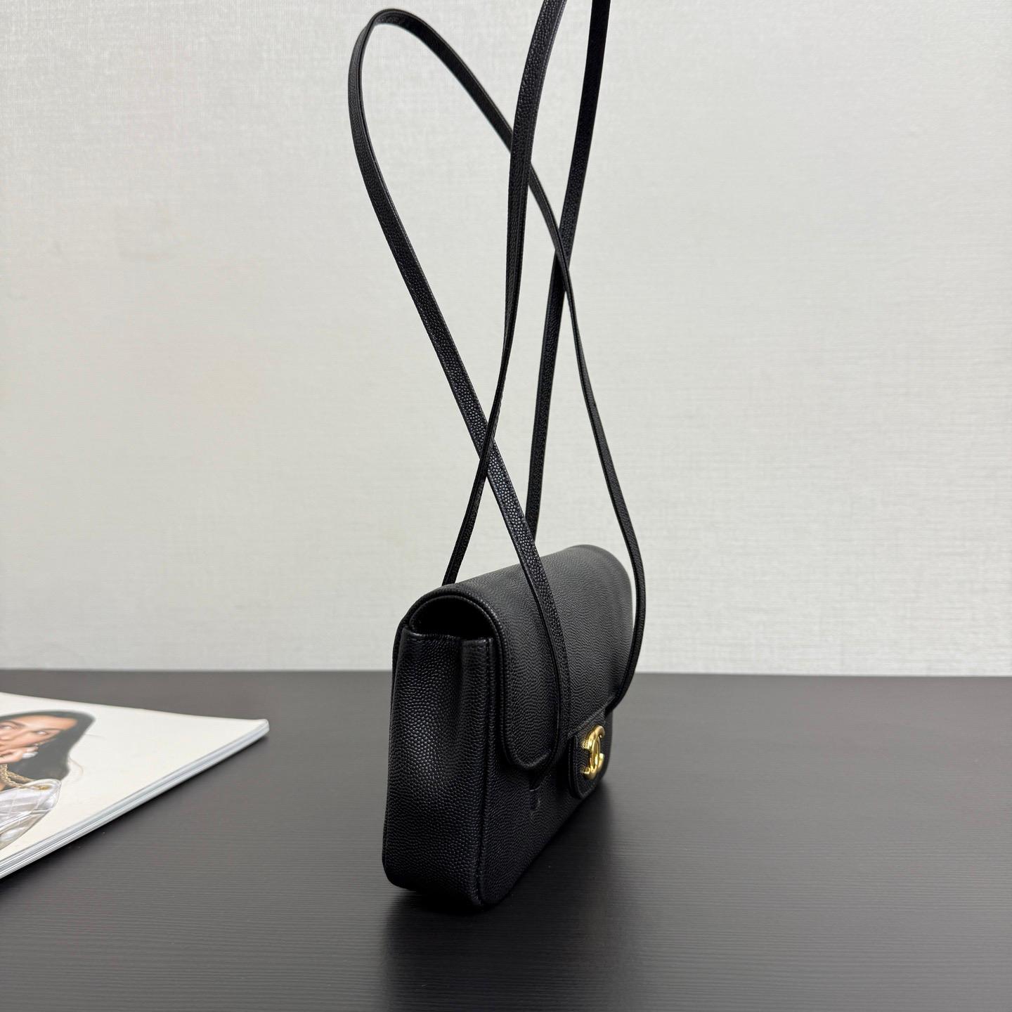 CHANEL Small cap bag