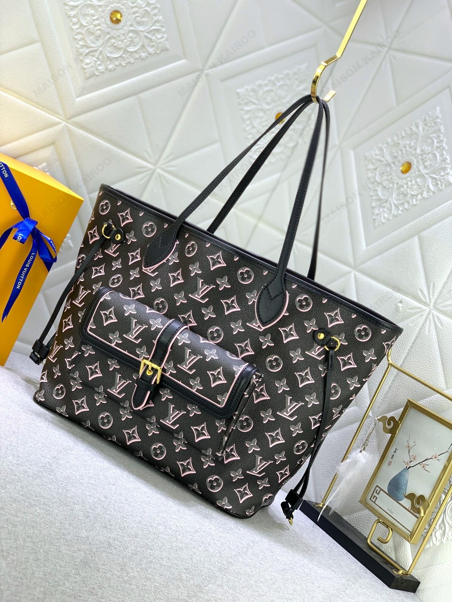 Louis Vuitton LV Fall For You Neverfull MM Black Pink Monogram Leather External Pocke Tote Bag With Pouch - KAIROO