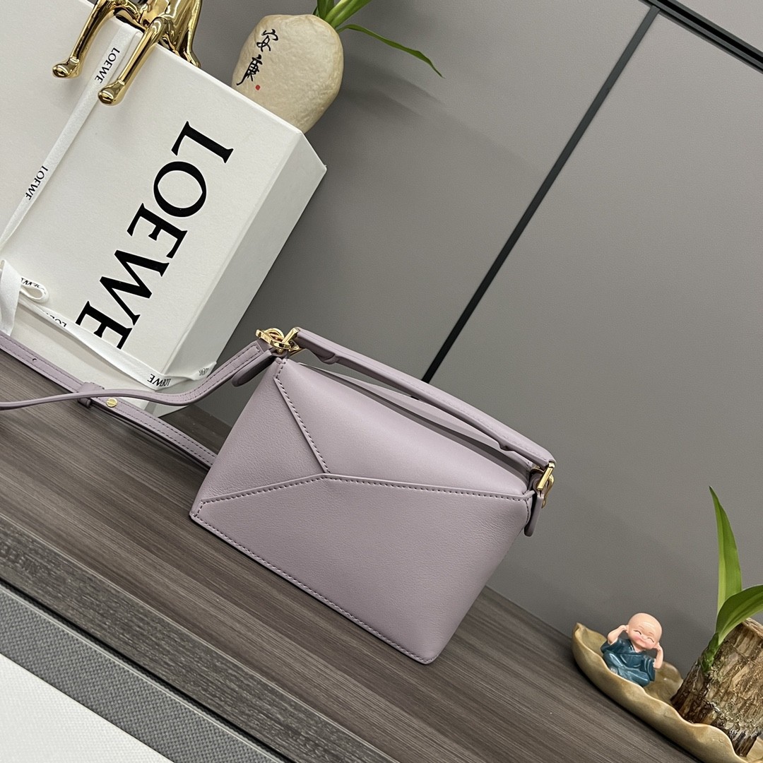 Loewe Mini Mauve Puzzle Geometric Edge Smooth Leather Embossed Anagram Handle Shoulder Bag - KAIROO