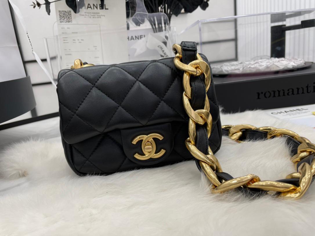 Chanel Classic Flap Quilted Lambskin Chain Bag Black