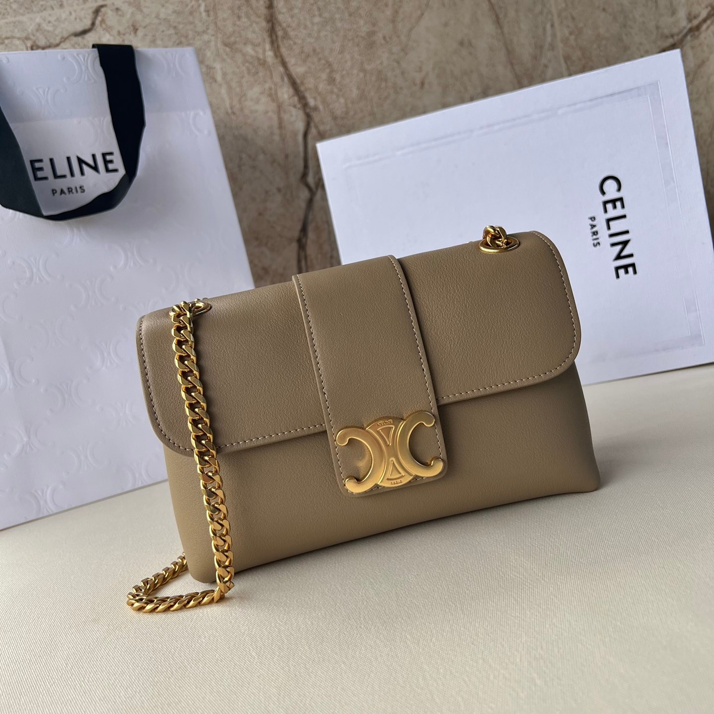 Celine Bag  CE TEEN VICTOIRE Cowhide116593 ( 10A Mirror Version)