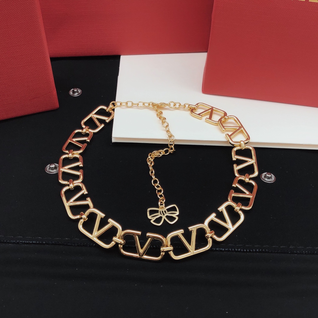 Valentino Garavani Gold-Finish Metal VLogo Signature Interlocking Link Choker Chain Necklaces - KAIROO