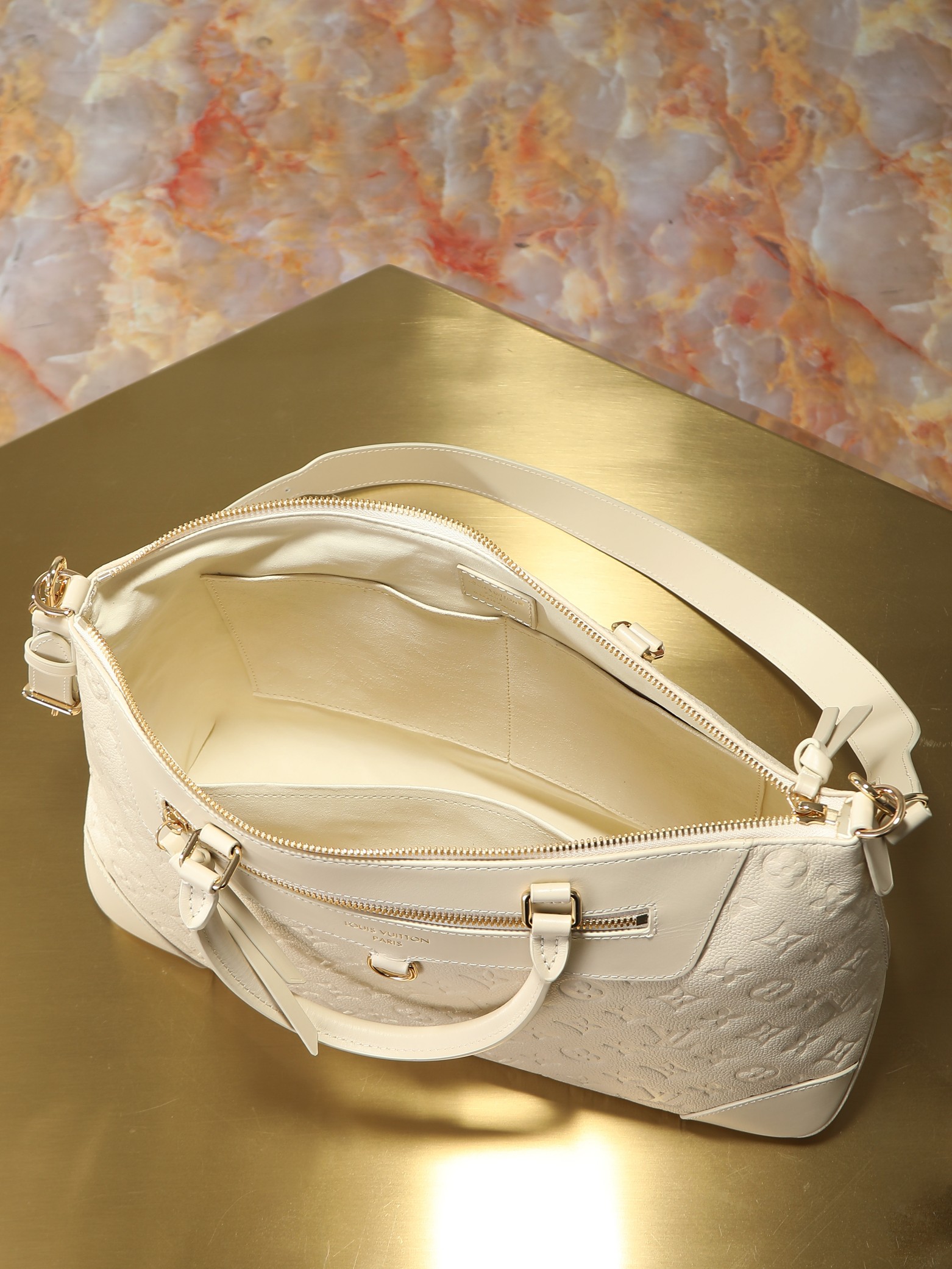Louis Vuitton Skyline MM handbag