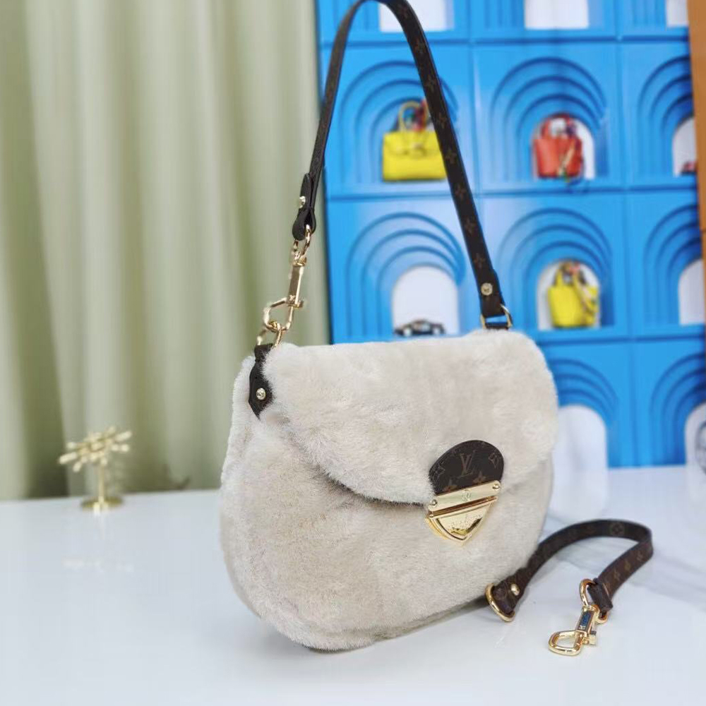 Louis Vuitton LV Ski edition of the Bella handbag (Mirror Quality)