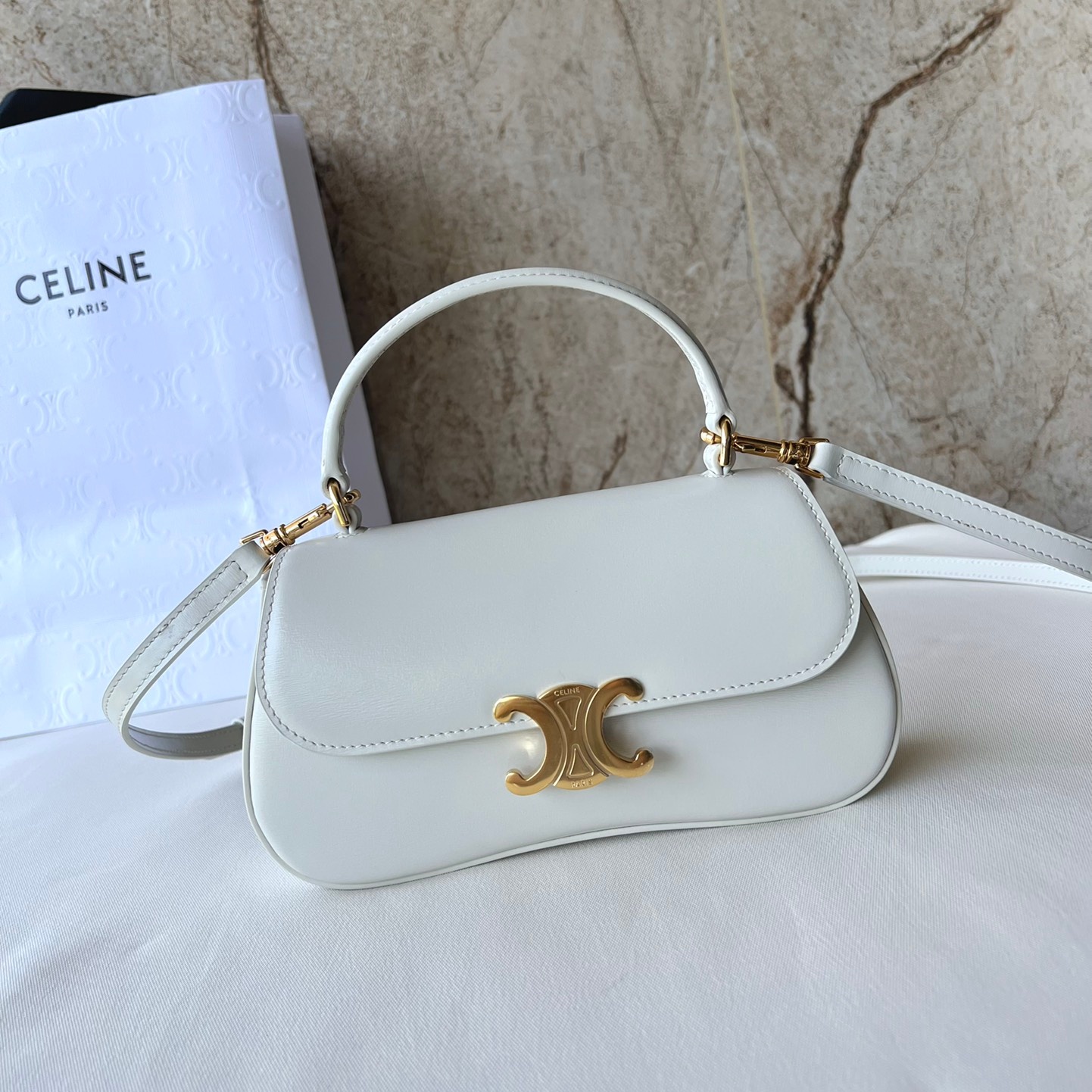 Celine Bag TEEN LOLA Cowhide 119533 ( 10A Mirror Version)