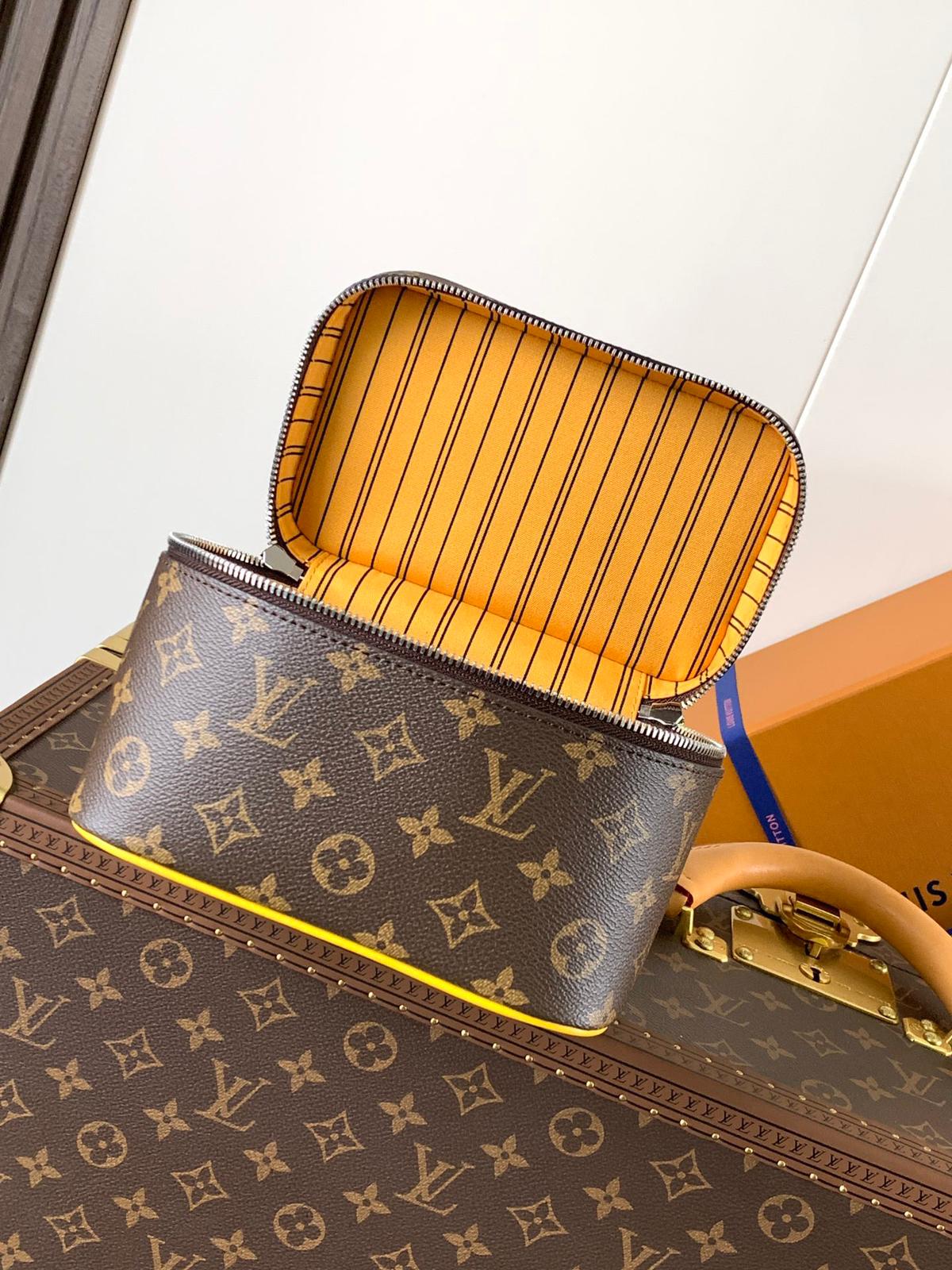 Louis Vuitton LV Makeup Box Nice Mini Pondichery Pink M12650