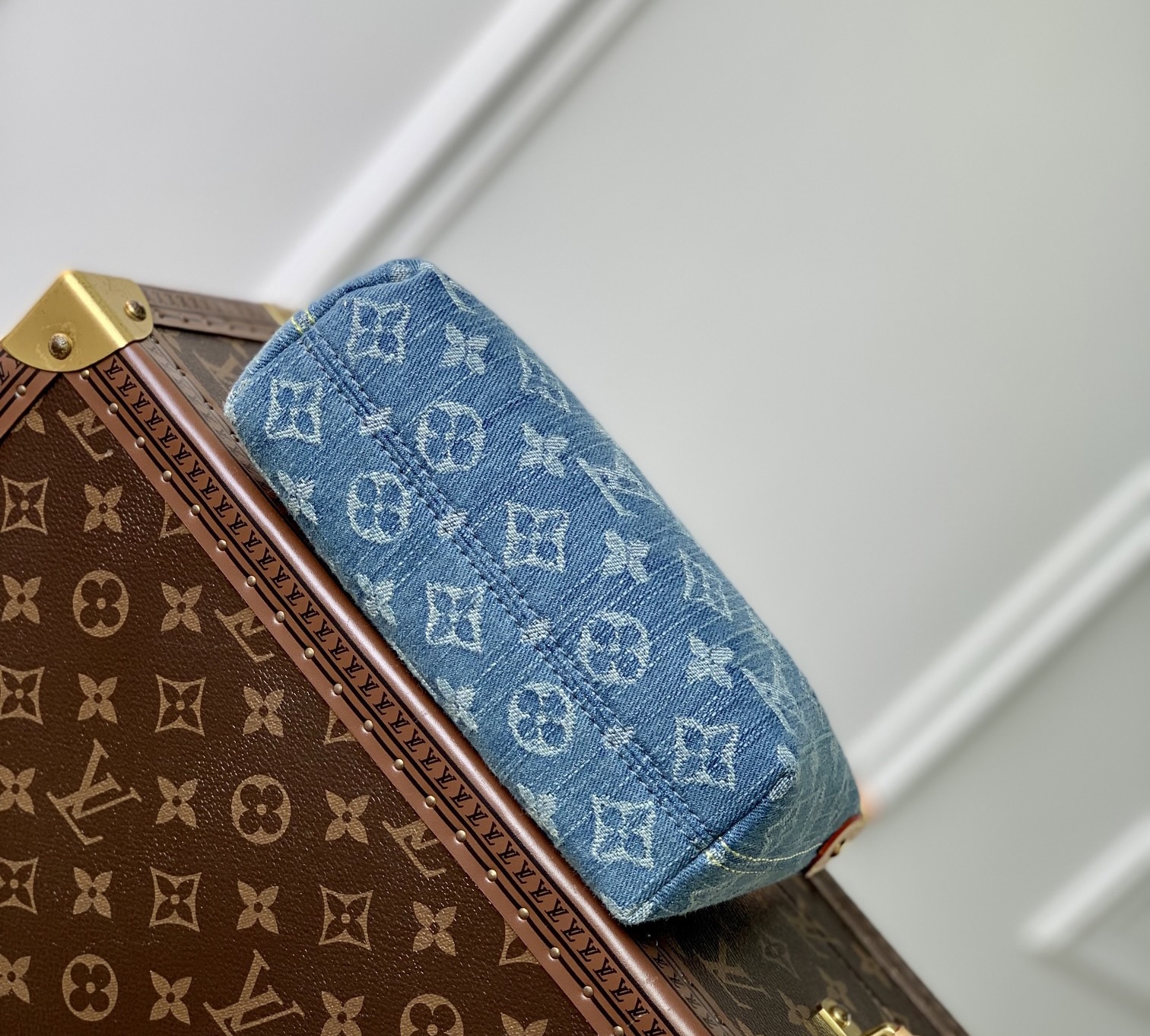 Louis Vuitton LV HILLS POCHETTE Denim Handbag