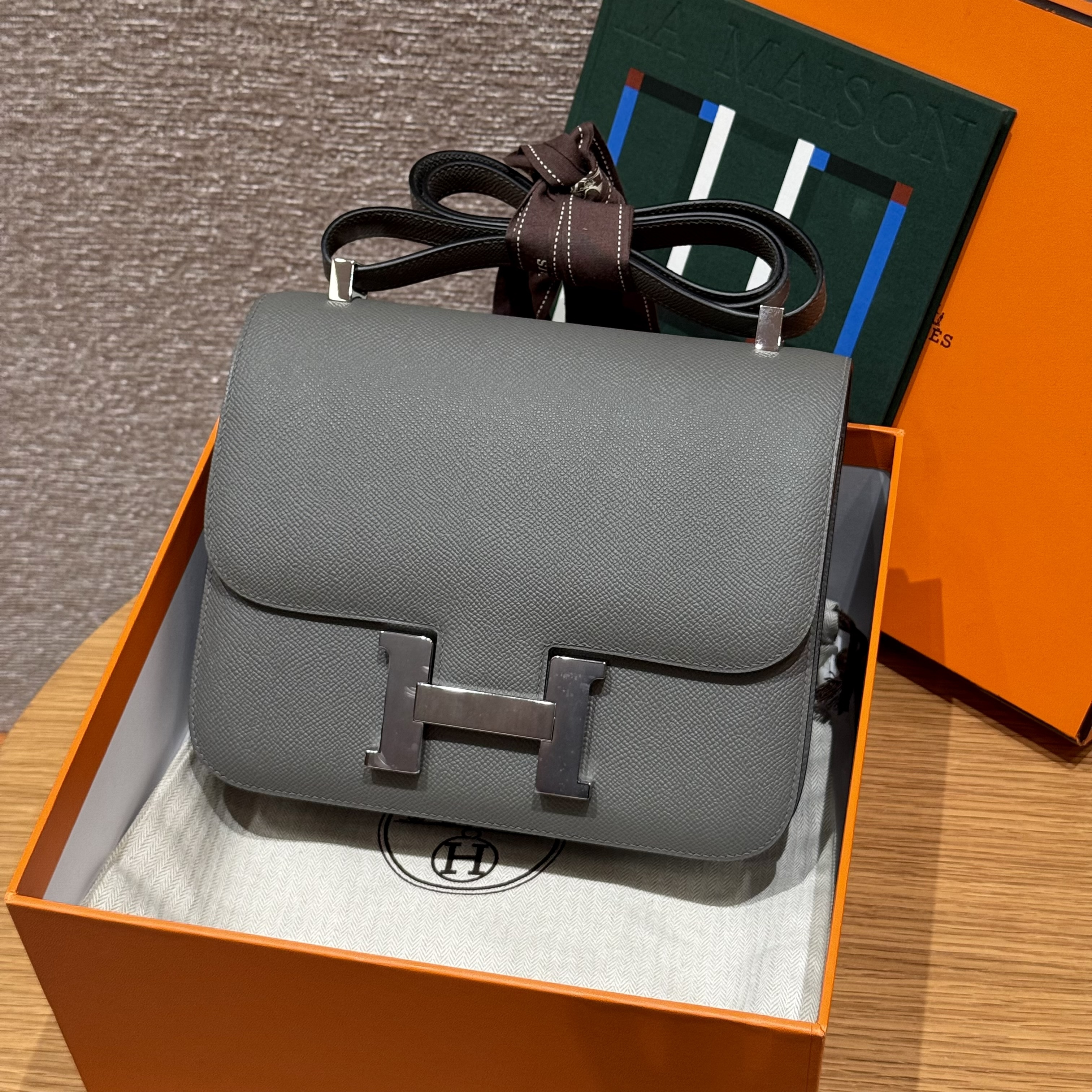 Hermes Gris Meyer Epsom Constance 24