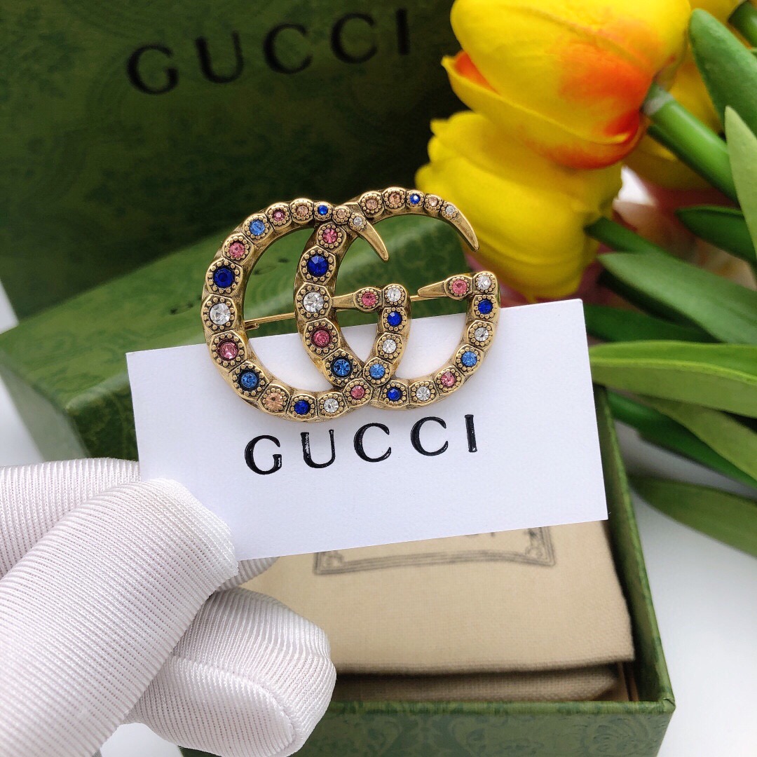 Gucci Double G Crystal Brooch - KAIROO