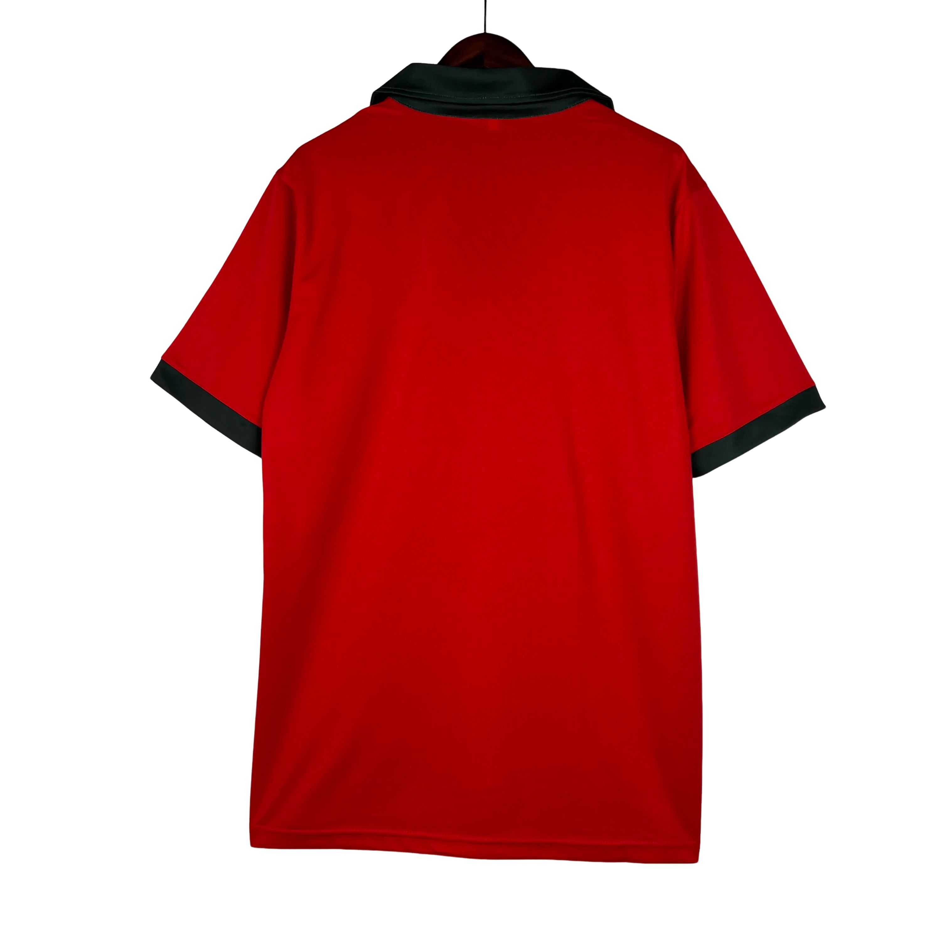 Retro  Portugal 1972 Home