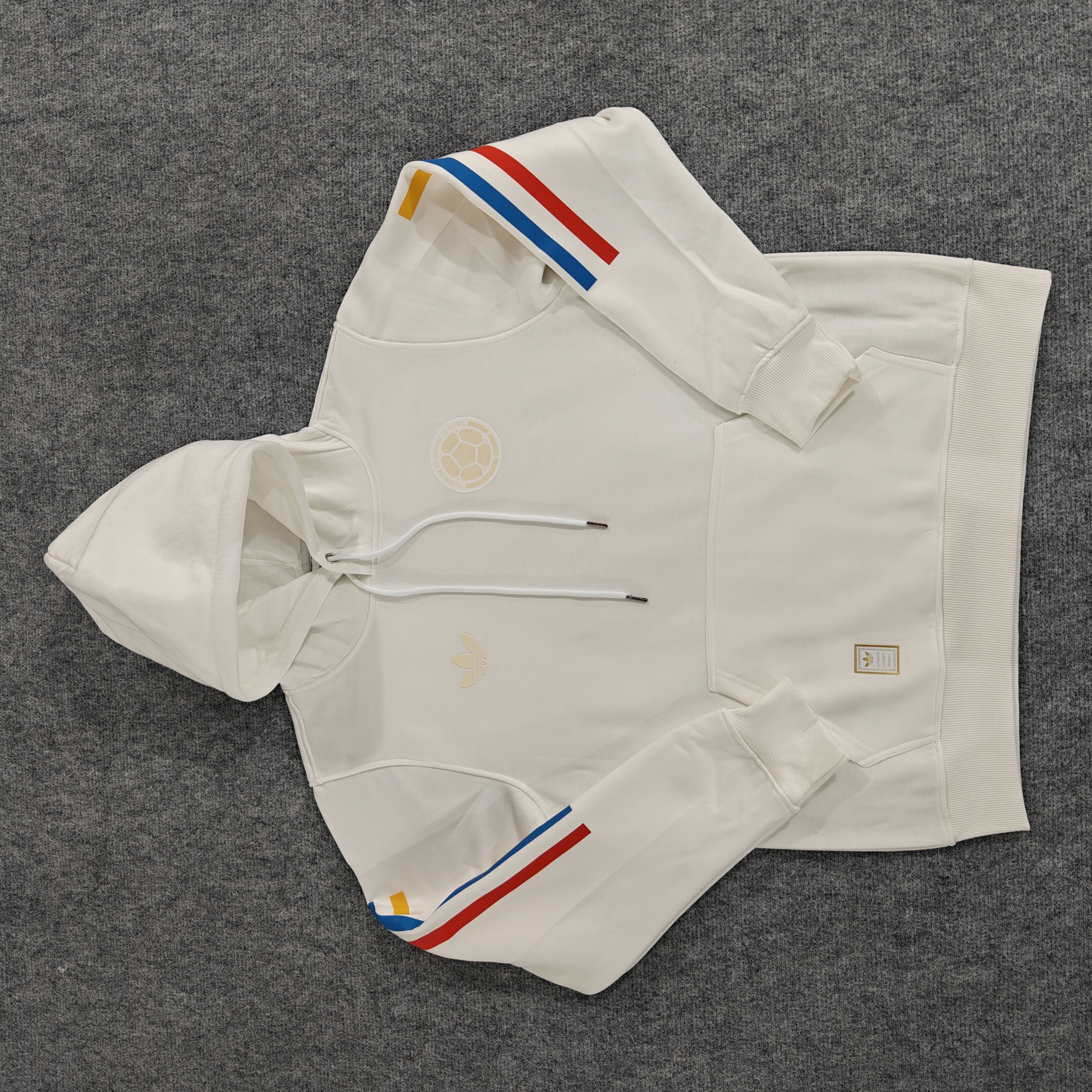 Colombia Sweater
