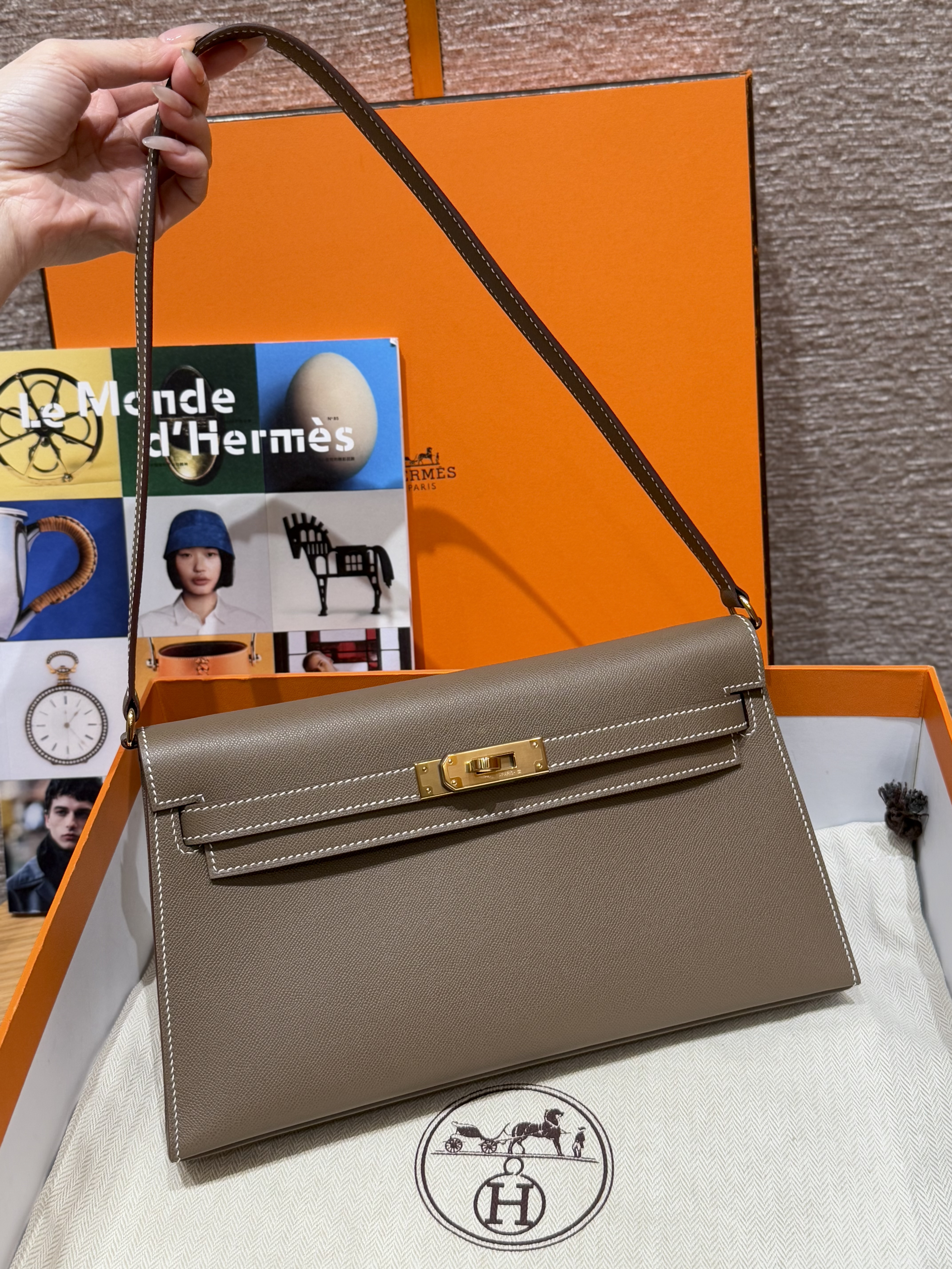 Hermes Etoupe Madame Kelly Elan