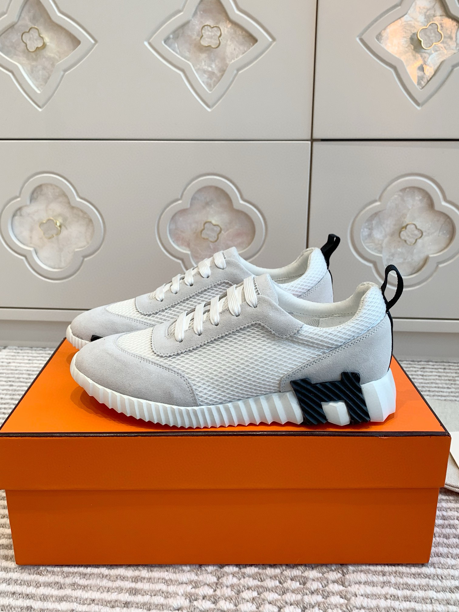Hermes Unisex Bouncing Sneakers
