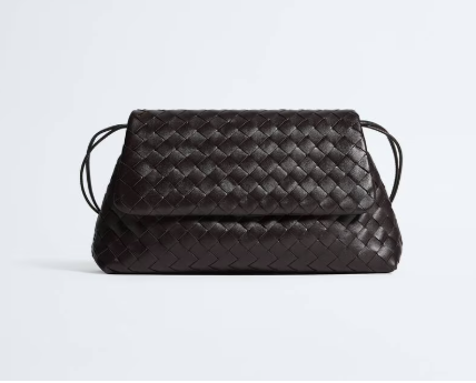 Bottega Veneta Giorno Flap Bag in Fondant Intrecciato leathe
