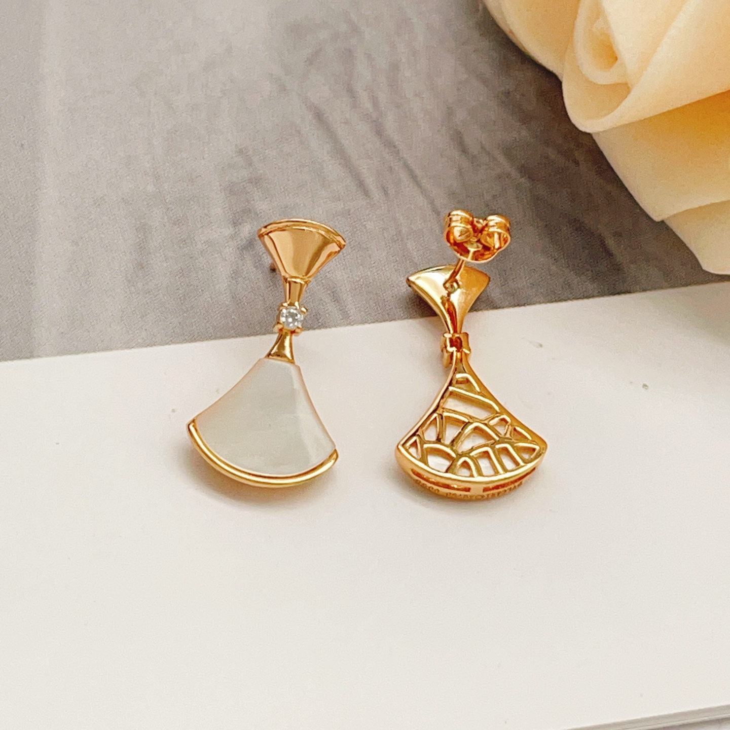 Bvlgari Fashion Earrings