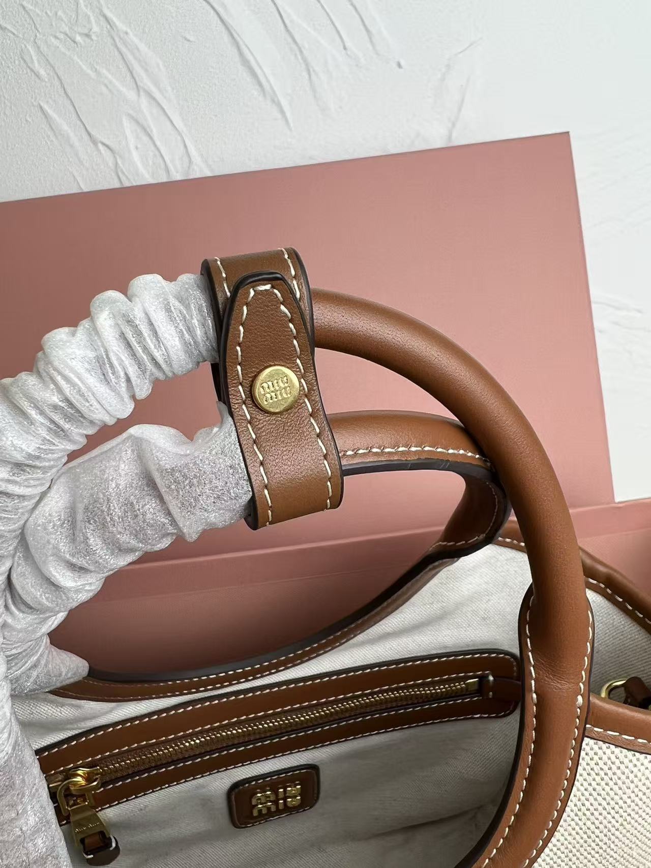 Miumiu new handbag crossbody bag