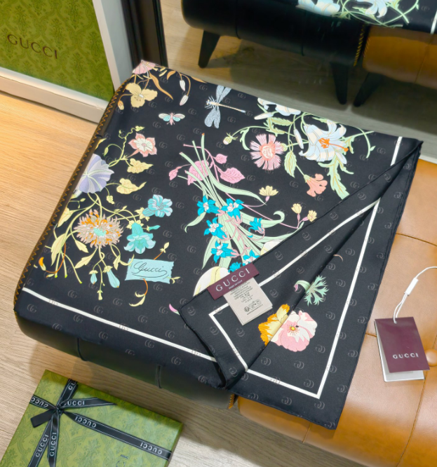 Gucci Silk Square 90cm