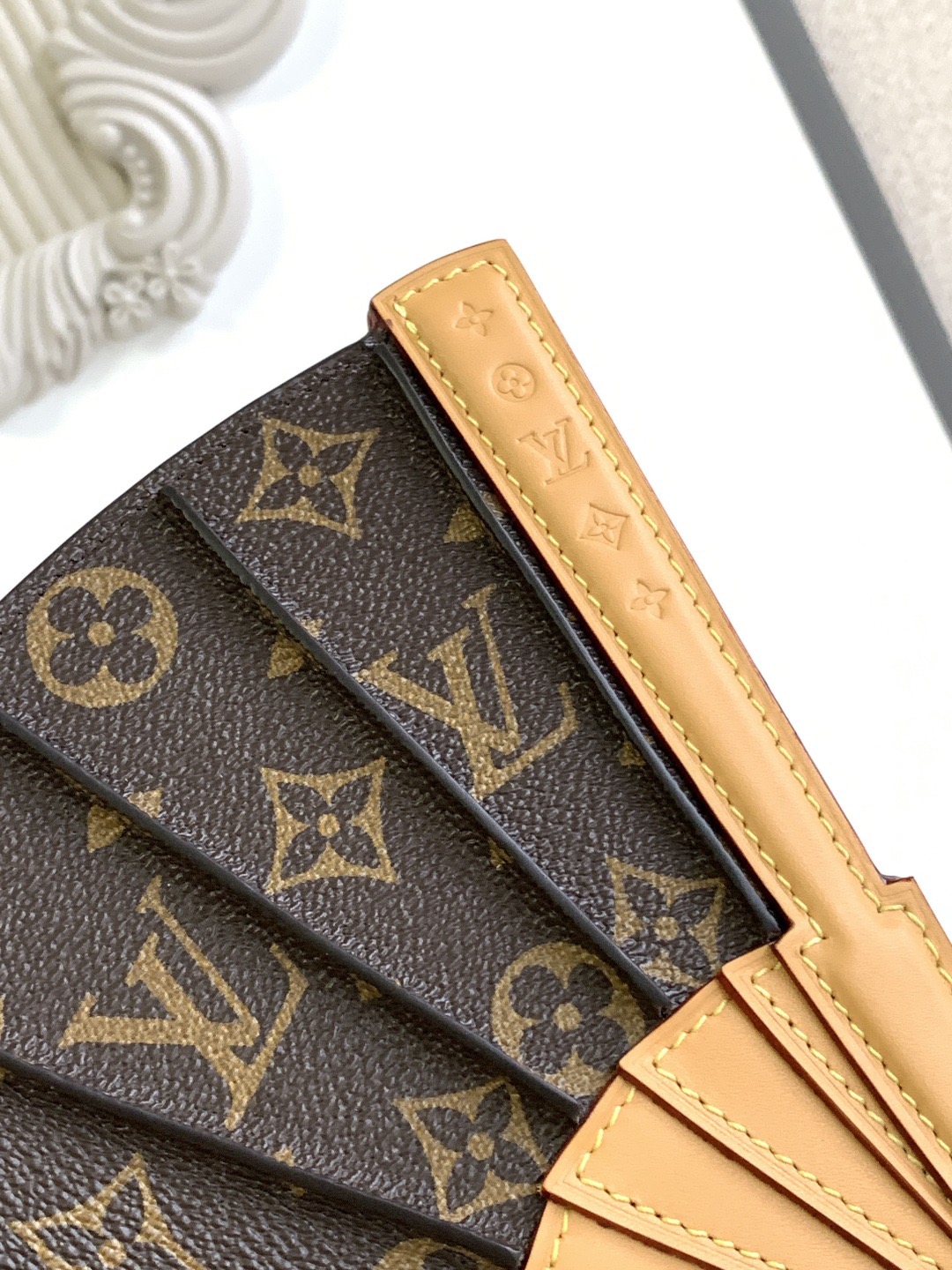 Louis Vuitton LV Monogram Canvas Folding Fan Clutch bag