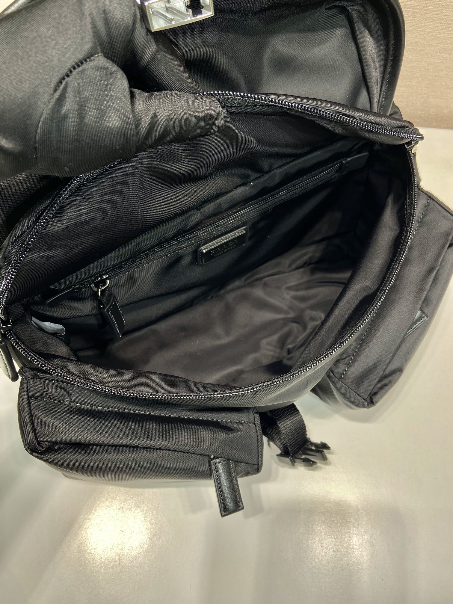 Prada  BAG 27 IN BLACK RE-NYLON