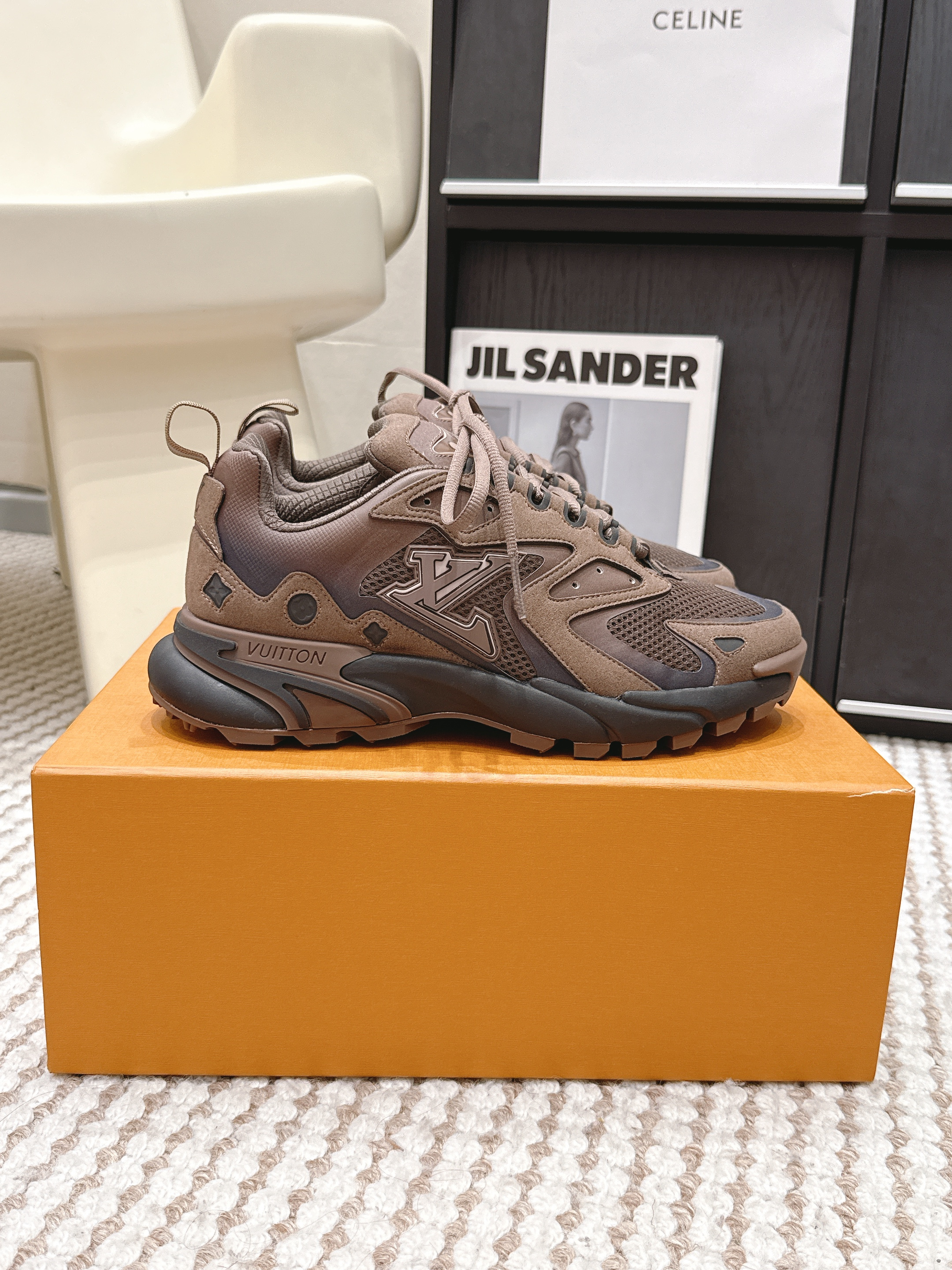 Men's LV Runner Tatic Sneaker