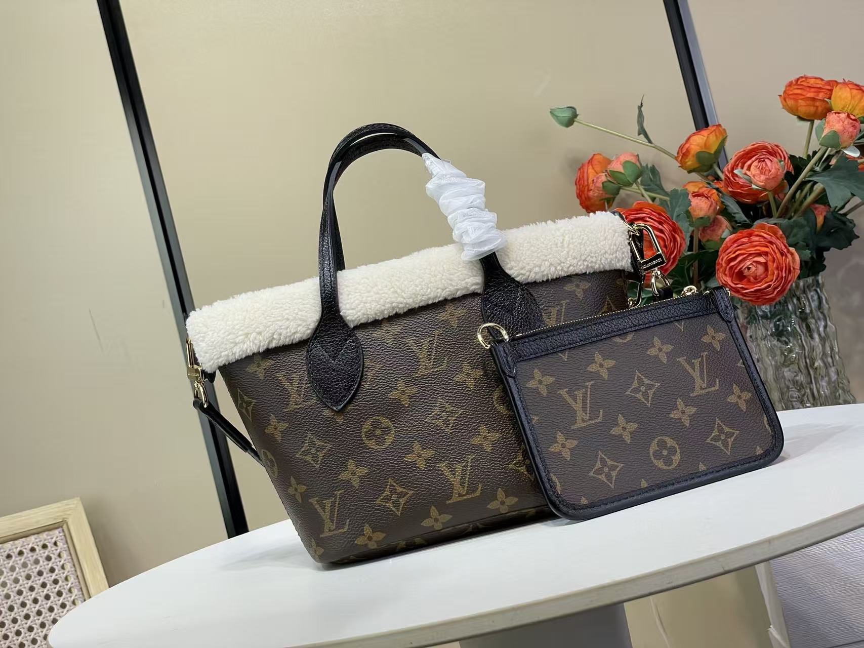 Louis Vuitton LV Neverfull Bandoulière Inside Out BB Handbag