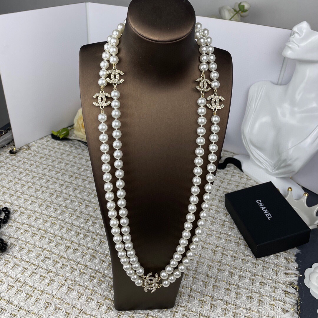 Chanel Long Pearl Necklace