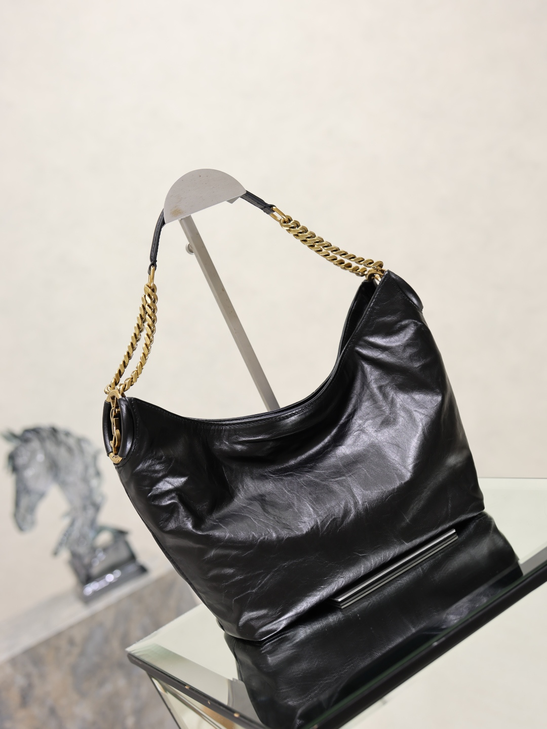 YSL Saint Laurent Hortense Small Hobo in Shiny leather-Black