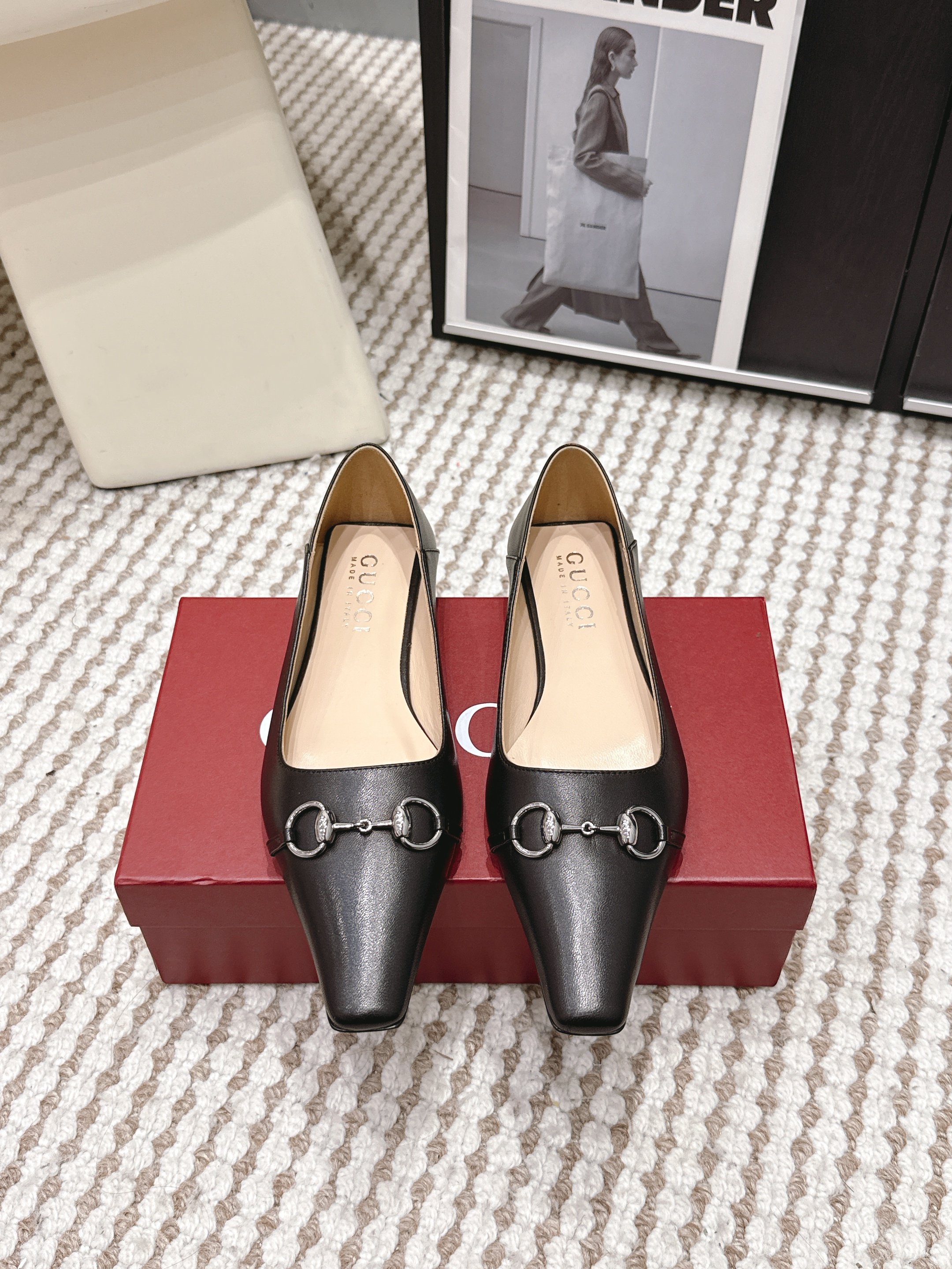 Women's Gucci Vittoria ballerina-Black