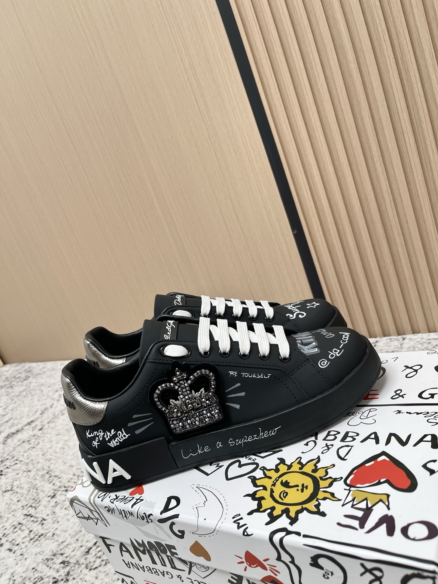 Dolce Gabbana Unisex Leather Sneakers