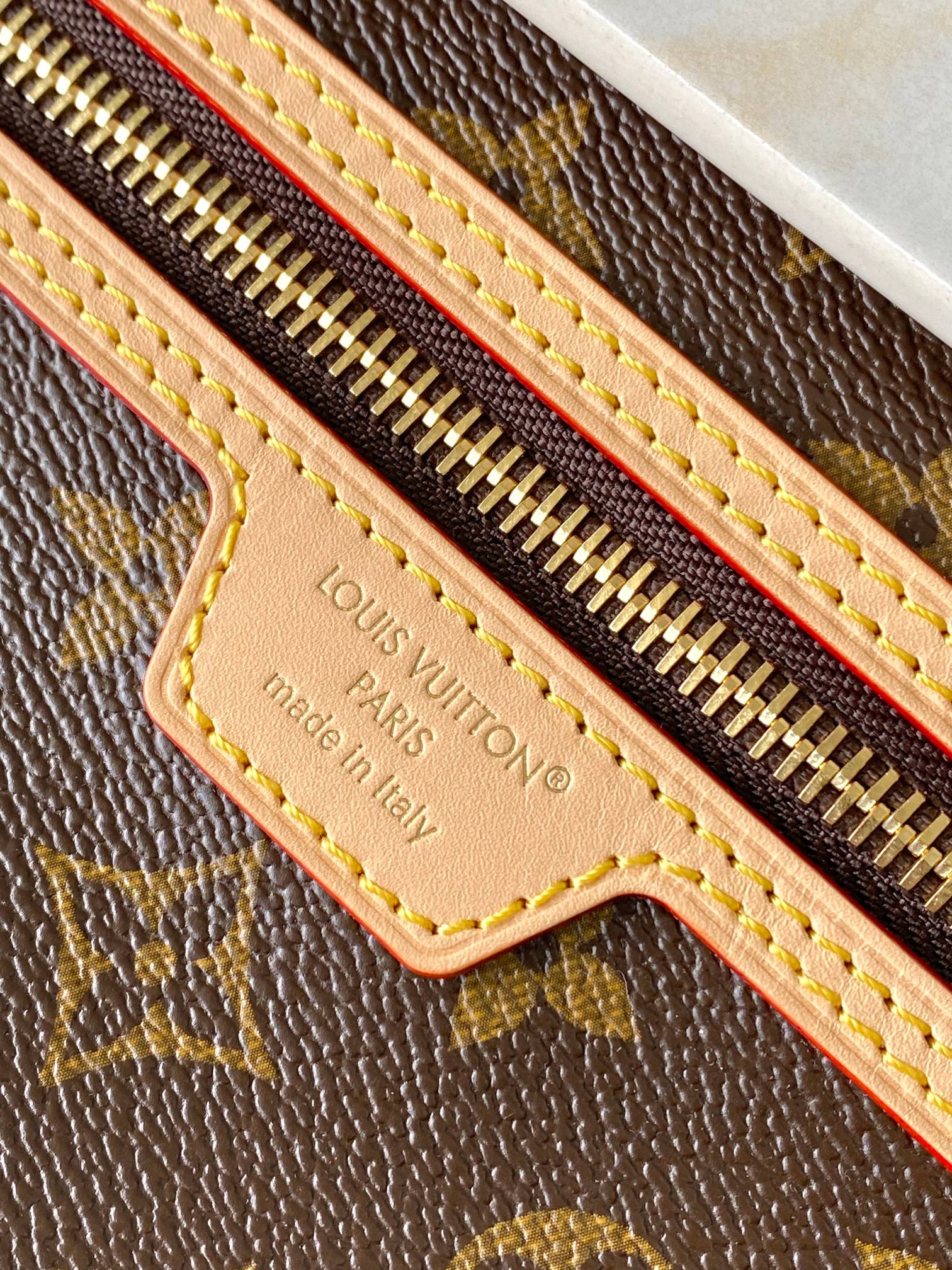 Louis Vuitton Monogram Lineup handbag series