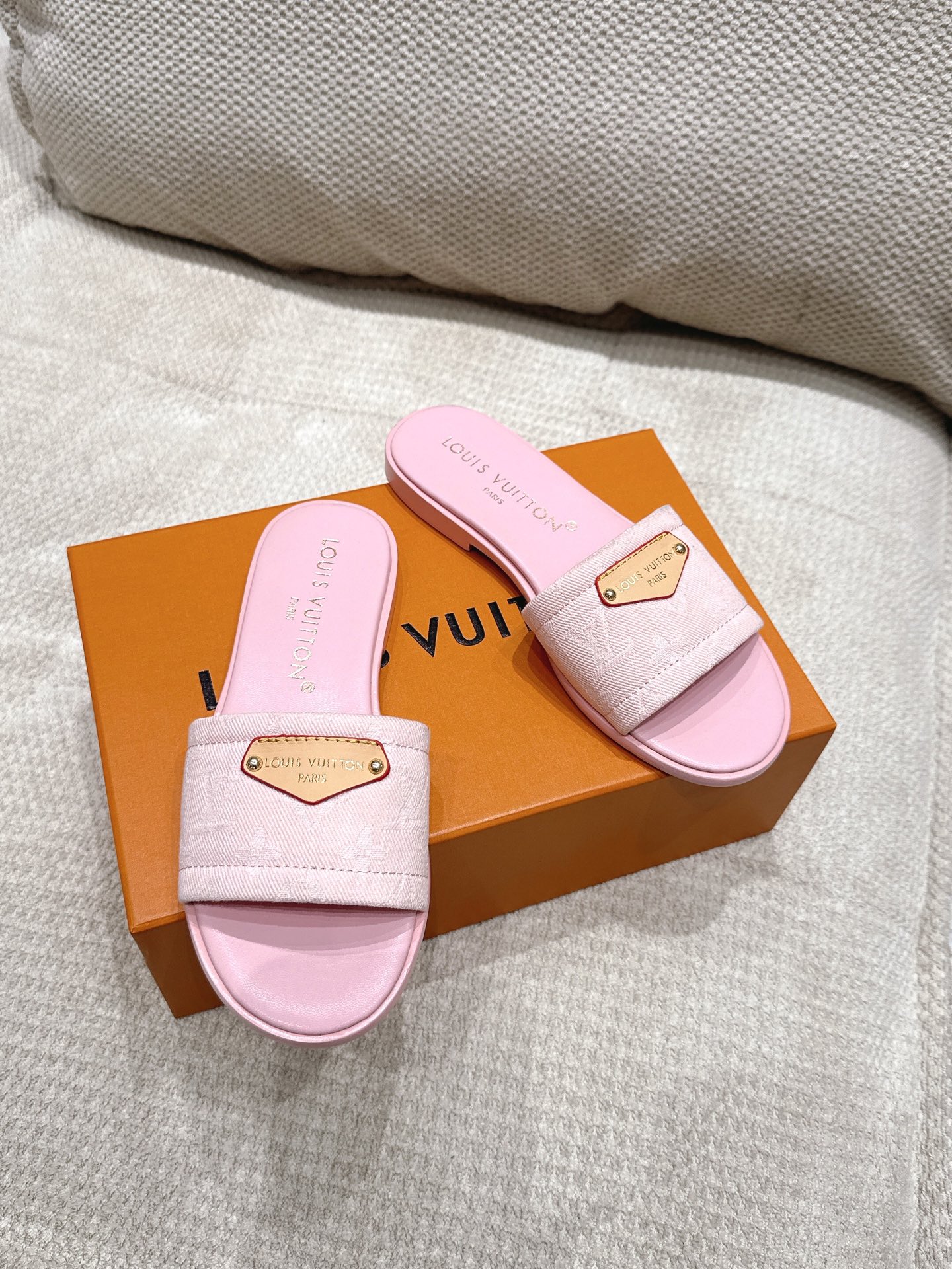 Women's LV lily Flat Slides