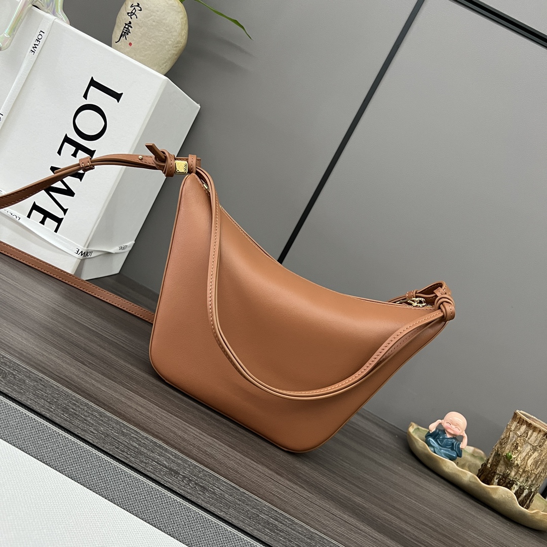 Loewe Hammock Hobo Bag in Classic Calfskin-Brown