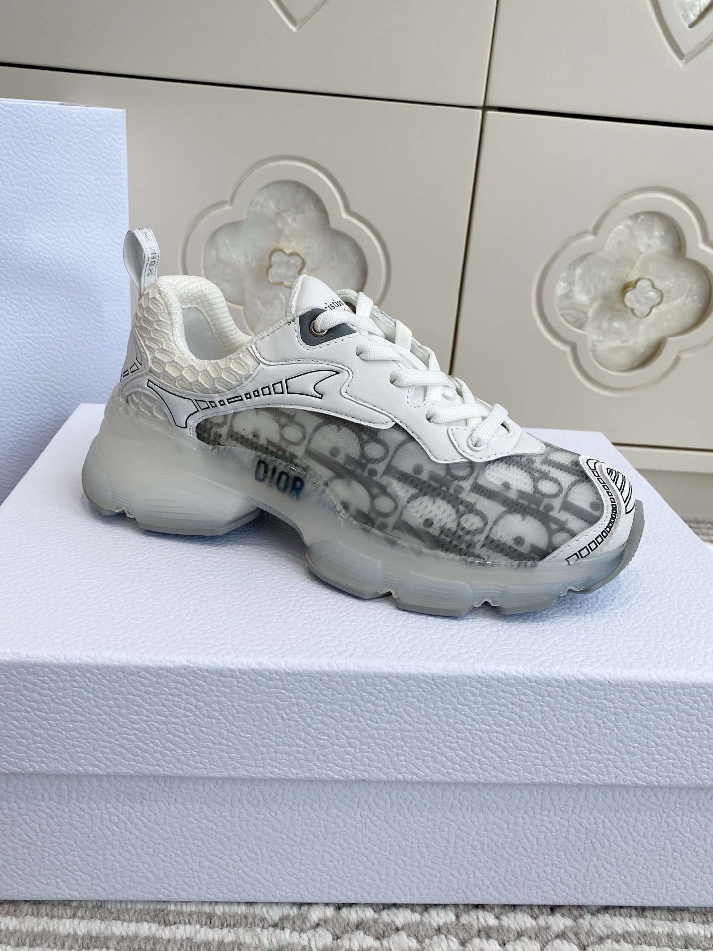 Women's Dior Vibe Sneaker