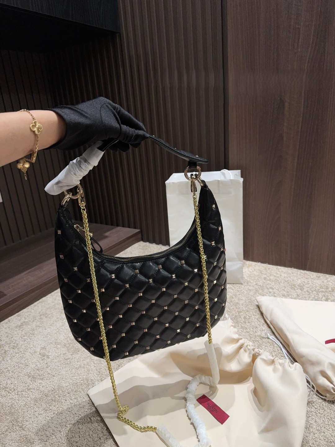 Valentino Garavani Rockstud Spike Black Quilted Leather Each-intersect Metal Studs Shoulder Hobo Bag - KAIROO