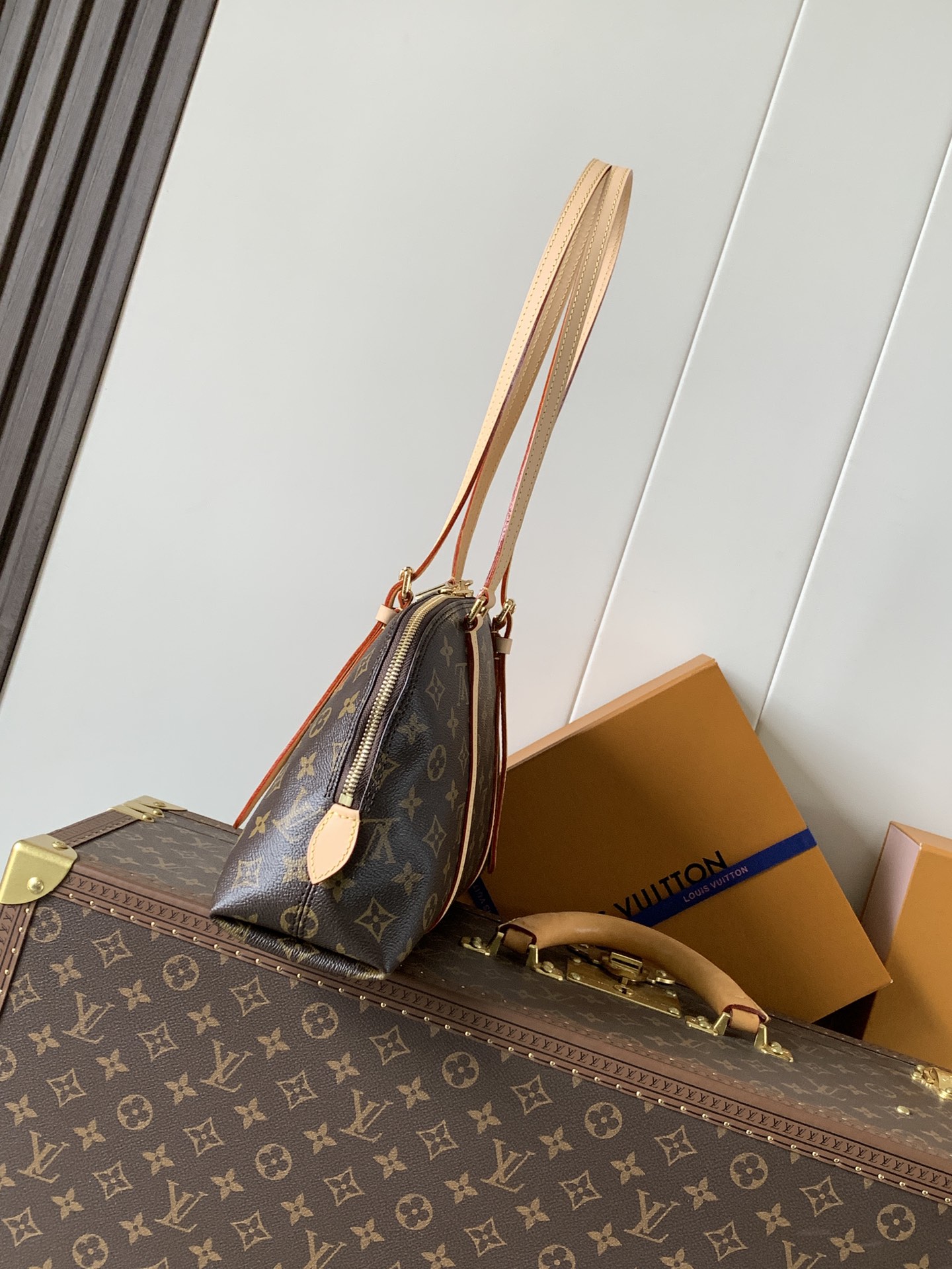 M28951 Squire PM Bag in Monogram Canvas