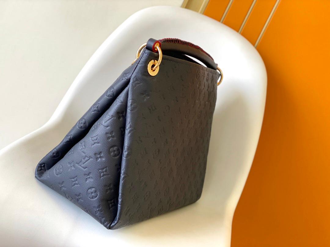 Louis Vuitton LV  navy blue hand-held shopping bag