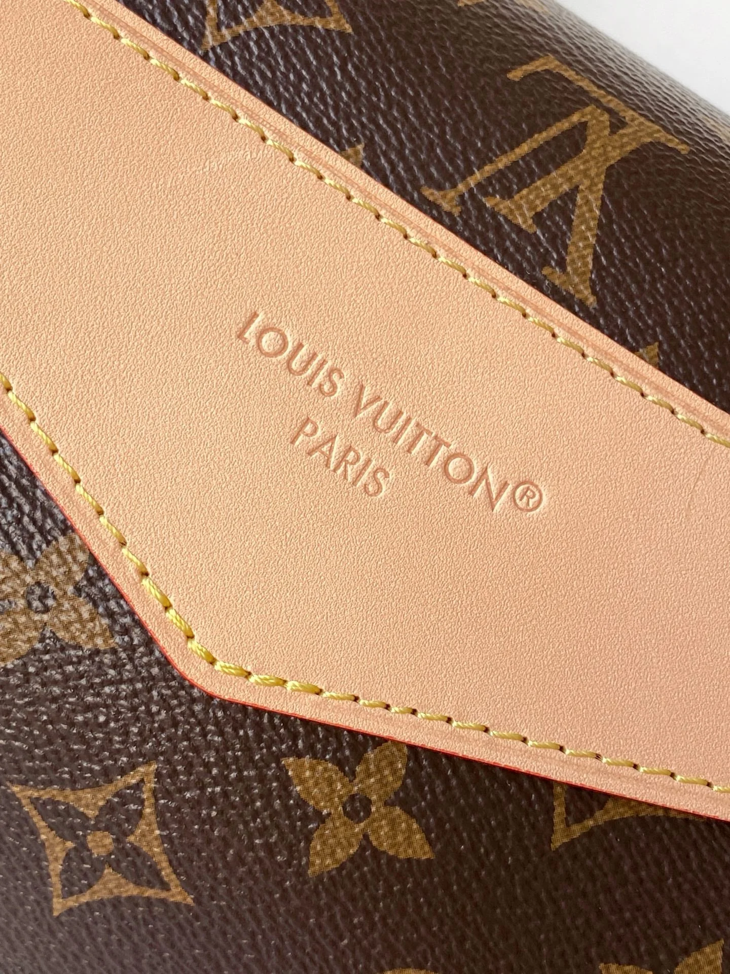 Louis Vuitton LV M26040 Odyssee MM NM Handbag 36cm Brown Monogram pattern & Canvas