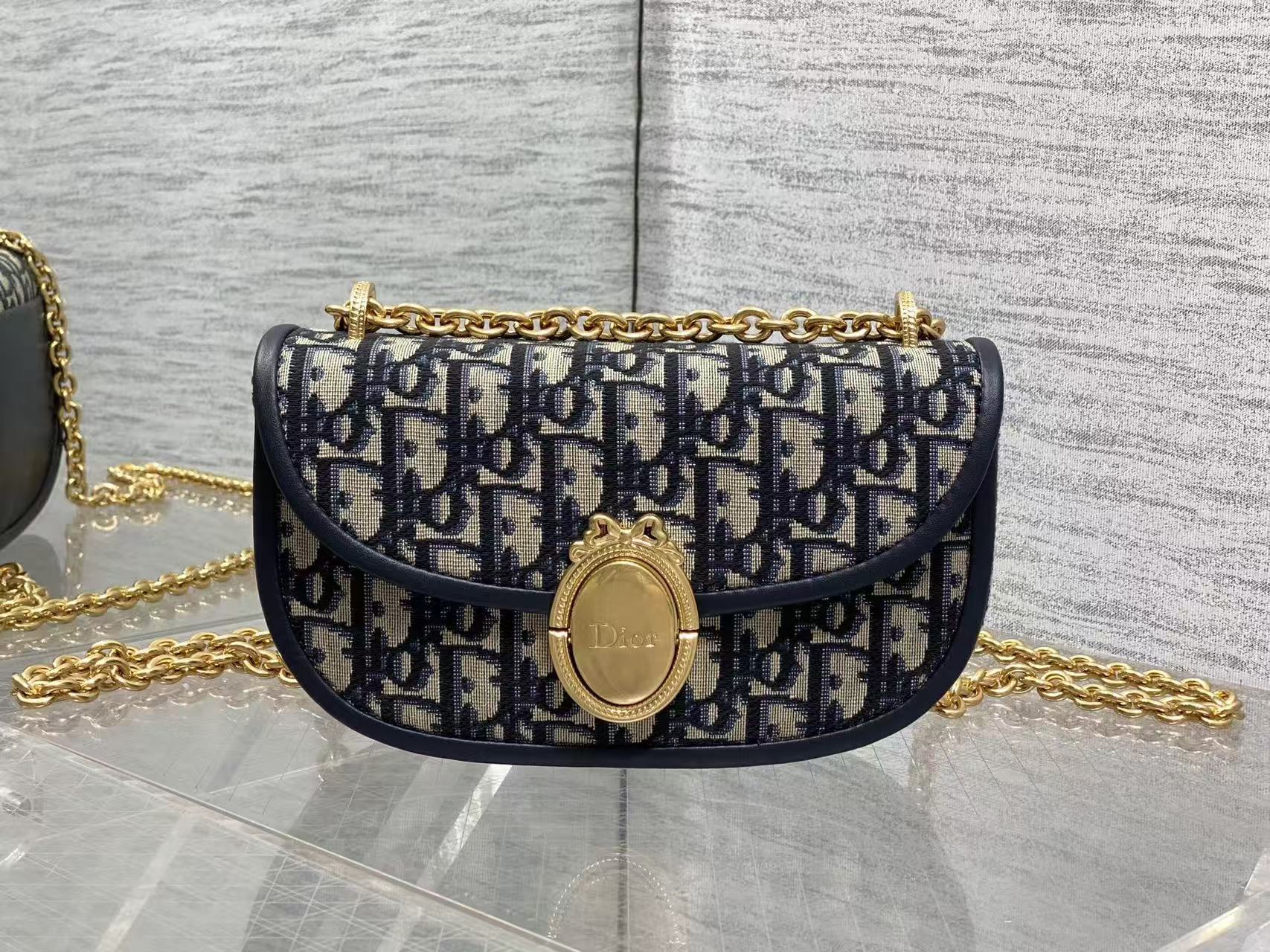 Dior Medaillon small flip-top chain bag