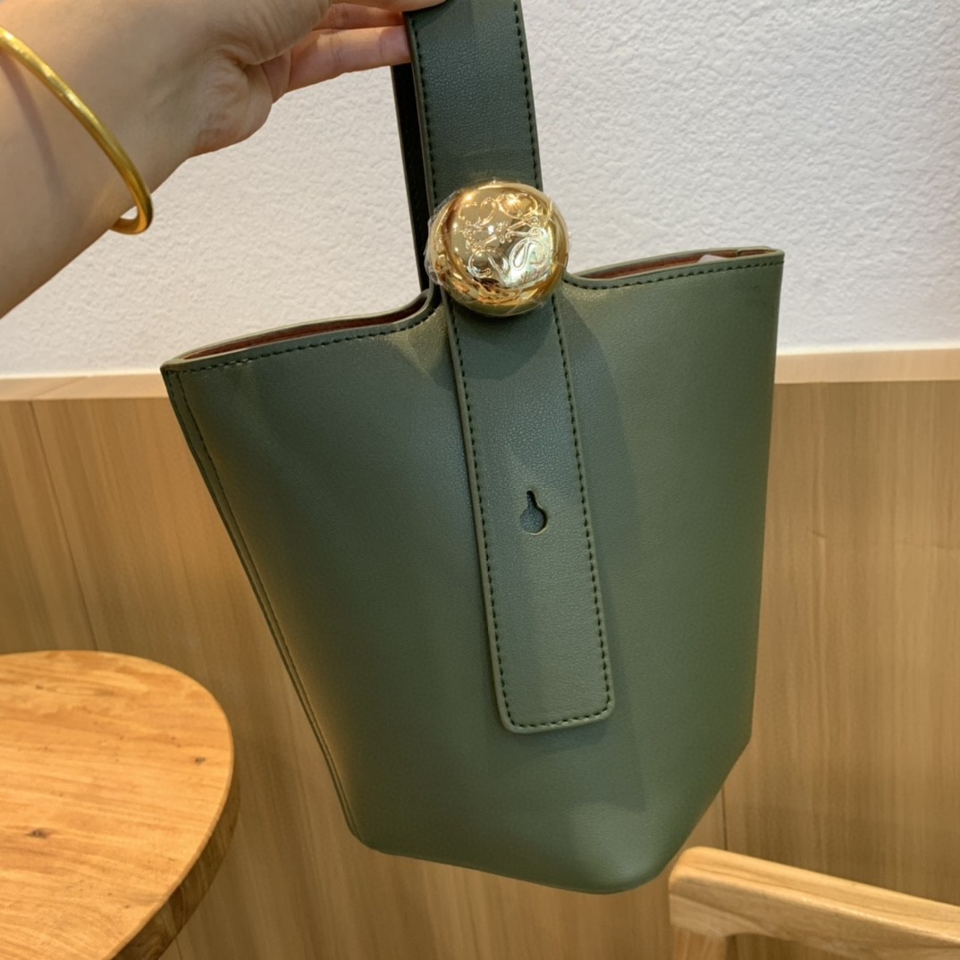 Loewe Green Mini Pebble Leather Gold Metal Anagram Handle Shoulder Bucket Bag - KAIROO