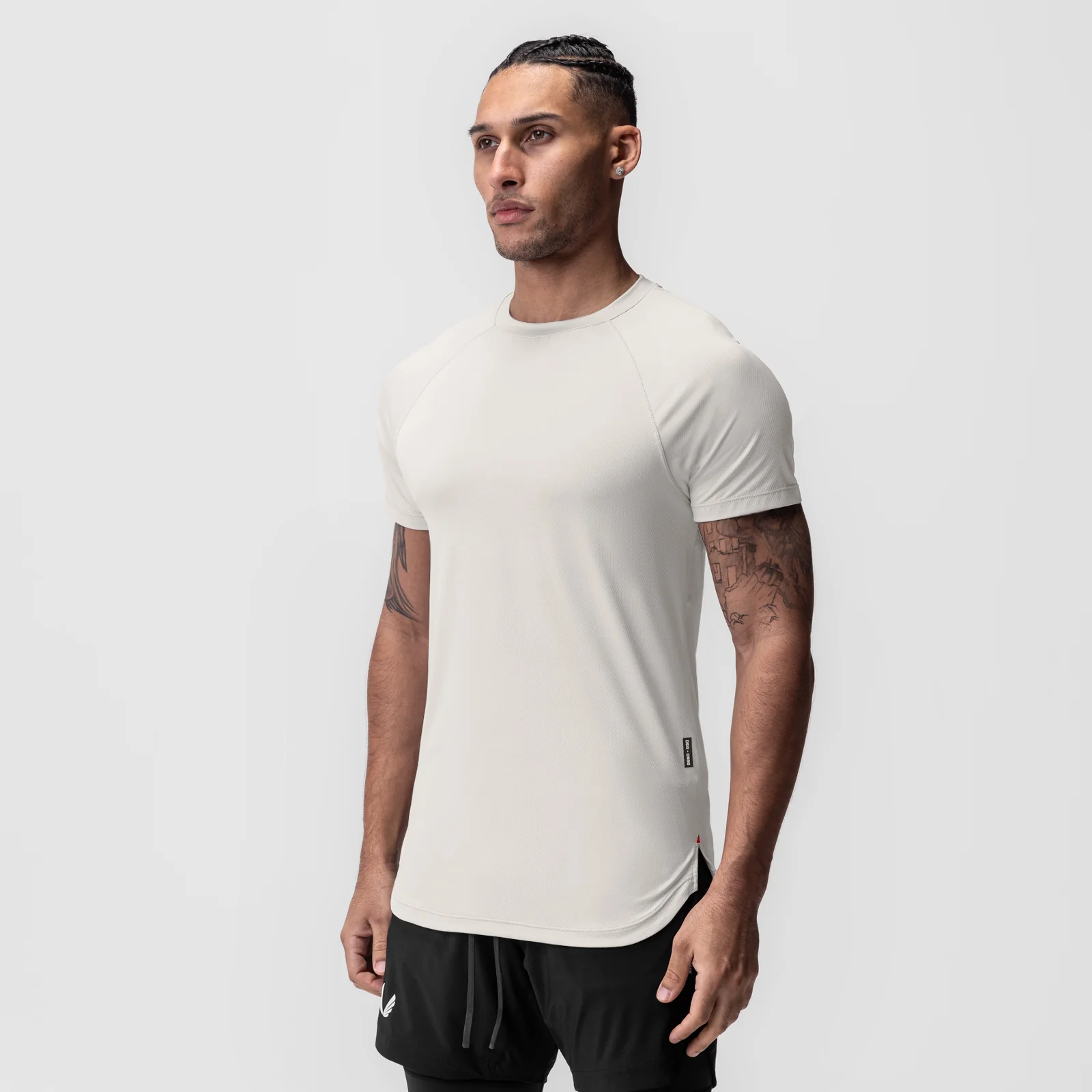 0660. AeroSilver Established Tee - Ivory Cream