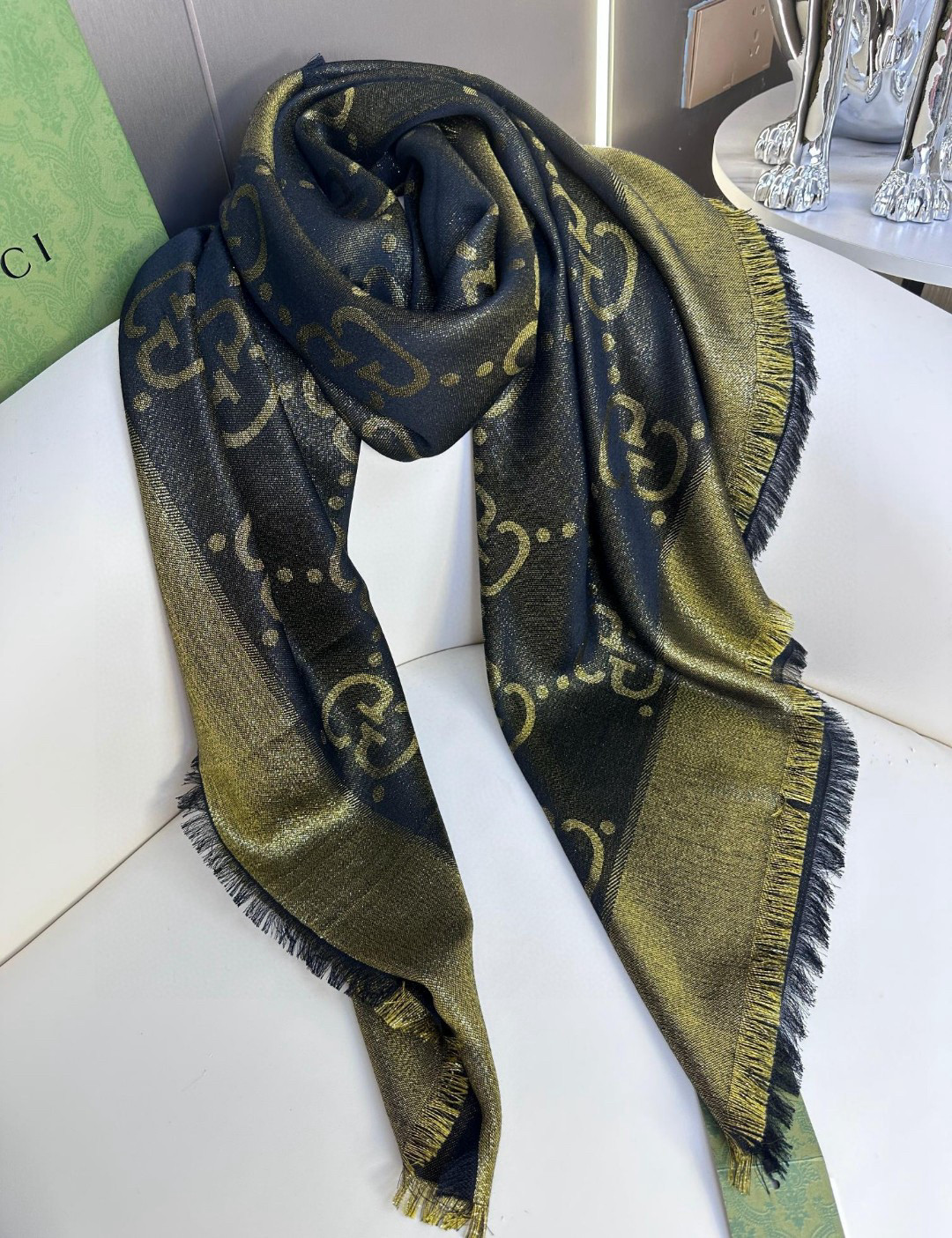 Gucci Classic GG Shine Shawl