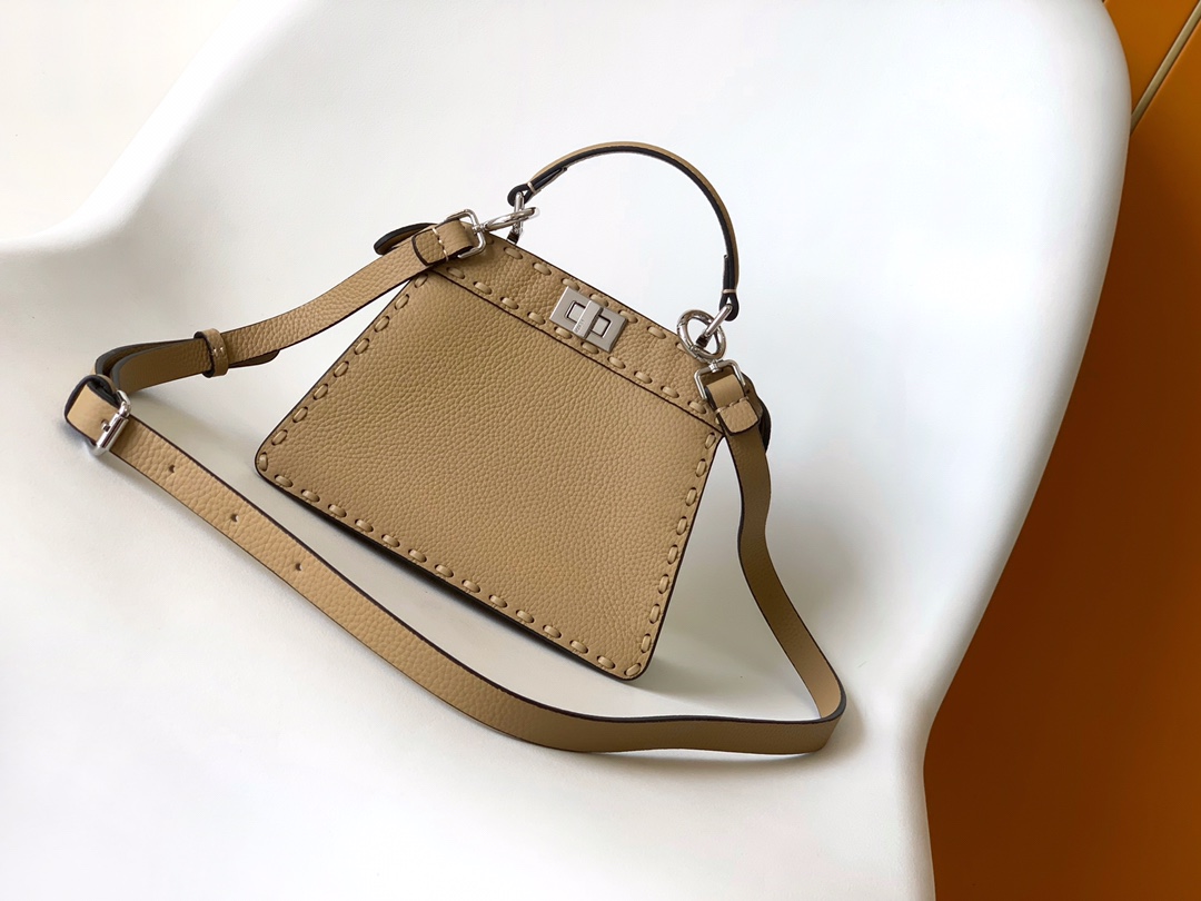 Fendi Peekaboo Selleria Petite Peekaboo-Beige