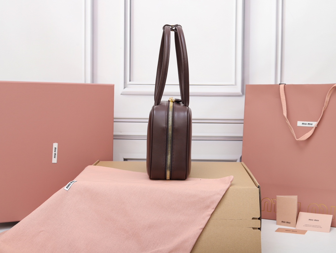 MiuMiu 2024 New Calfskin Handbag