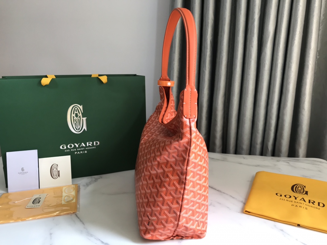 Goyard Bohème Hobo bag in Orange