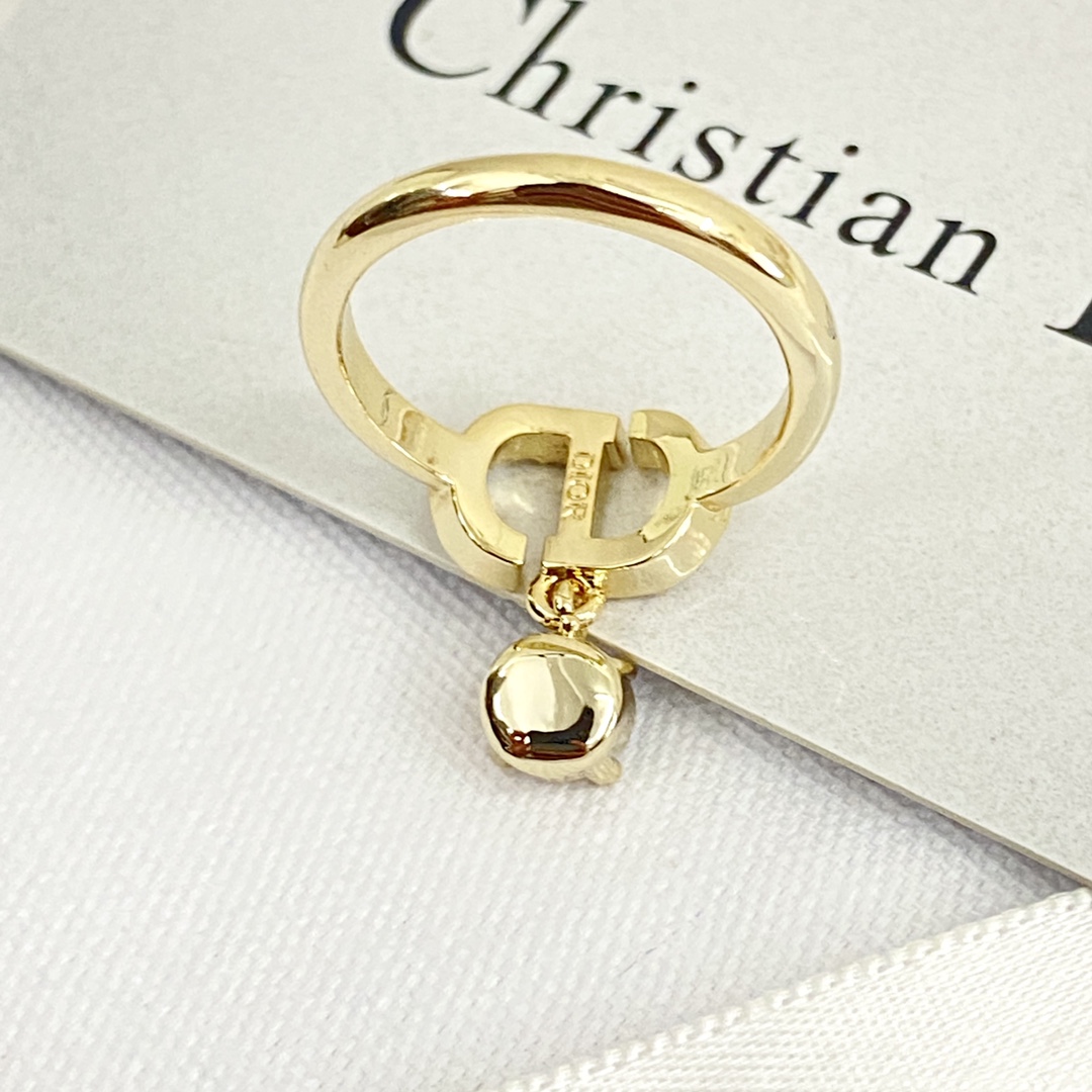 Women's Dior CD ring