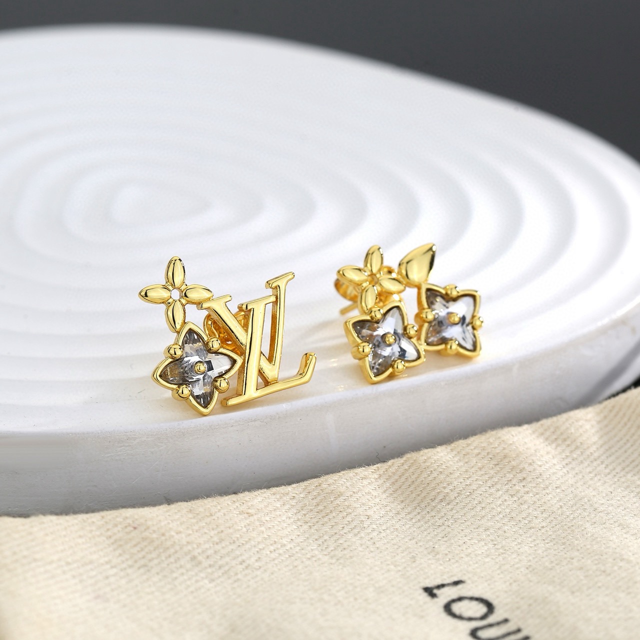 LV Fashion Earrings